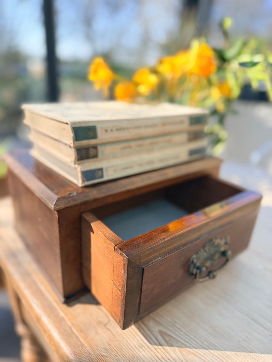 Edwardian Table Top Drawer with Brass Handle – Reclectic