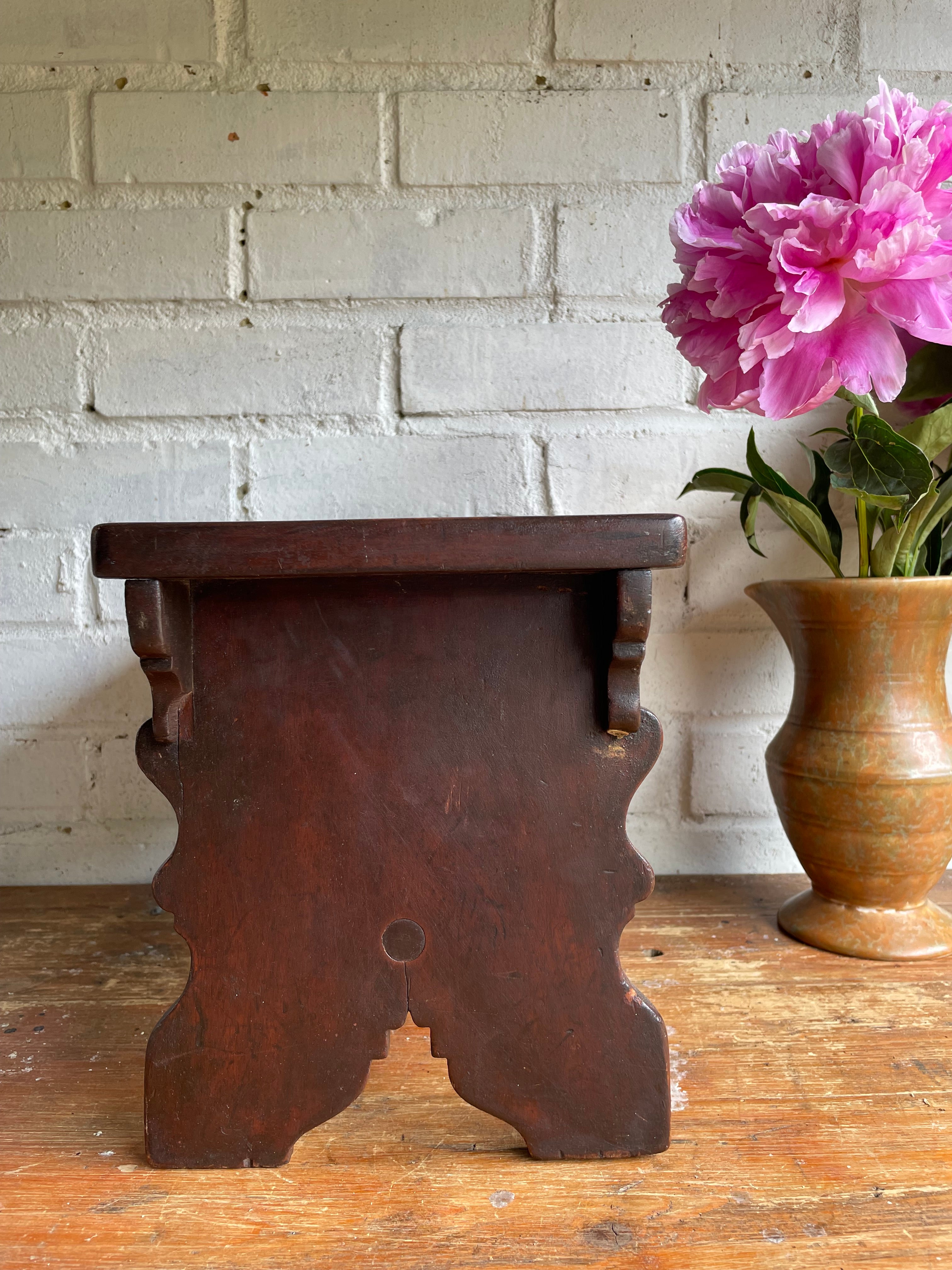 19th Century Oak Scalloped Stool