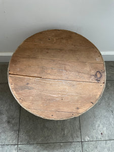 Large Vintage Canadian Cheese Box