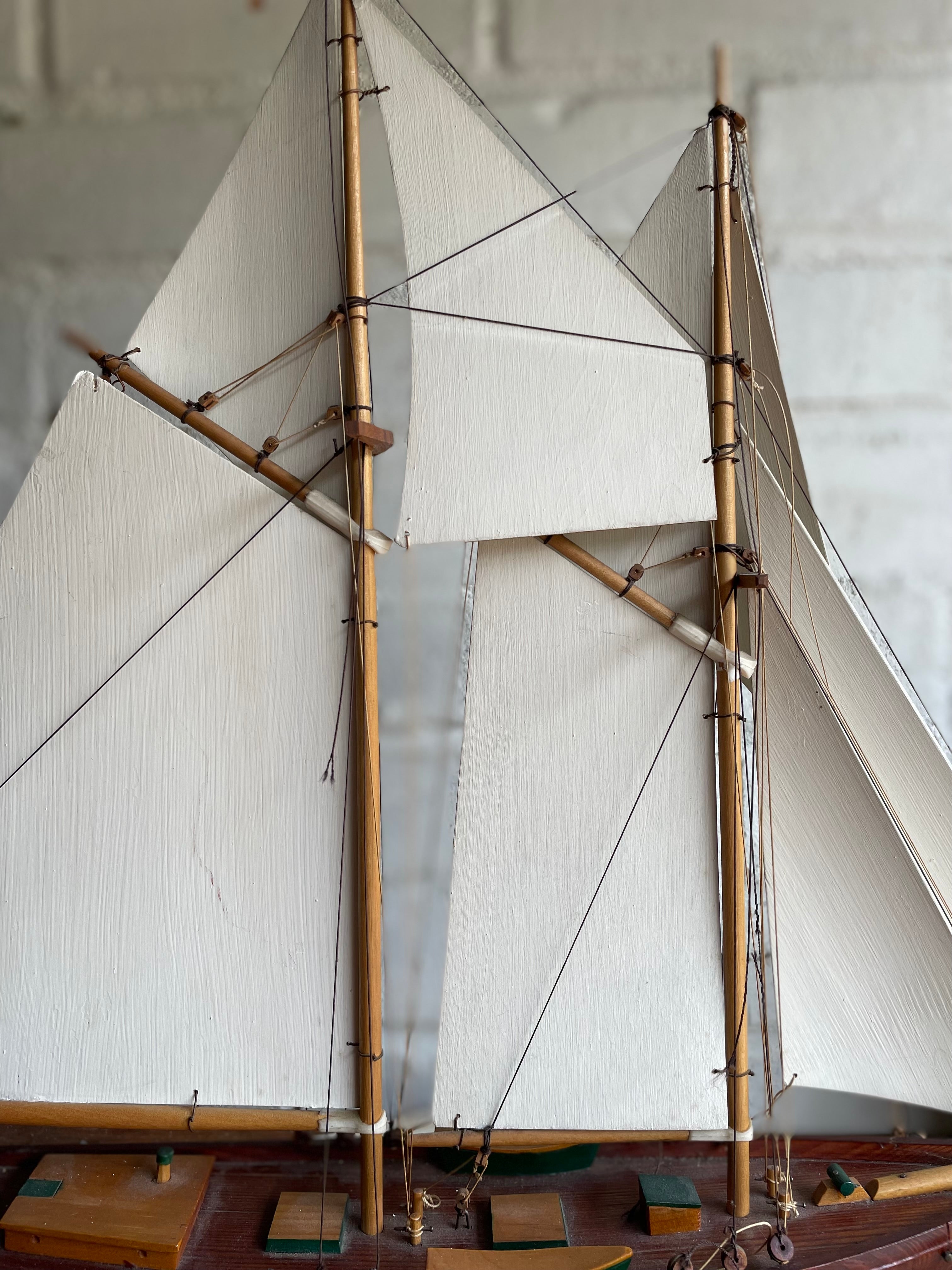 Vintage Pond Yacht/Model Yacht