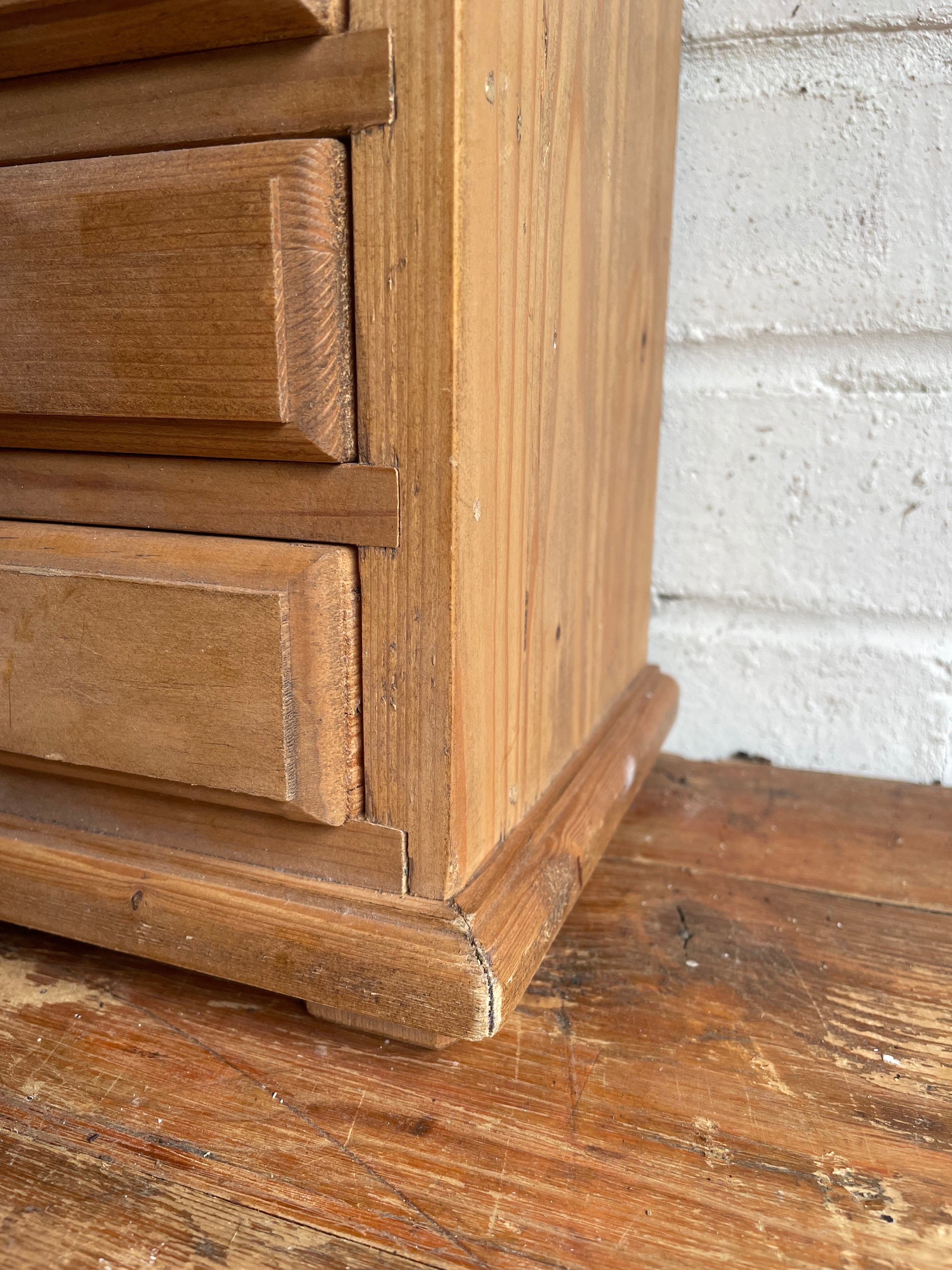 Antique Pine Apprentice Drawers with turned knobs