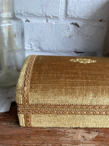 1920s Velvet Ochre Box