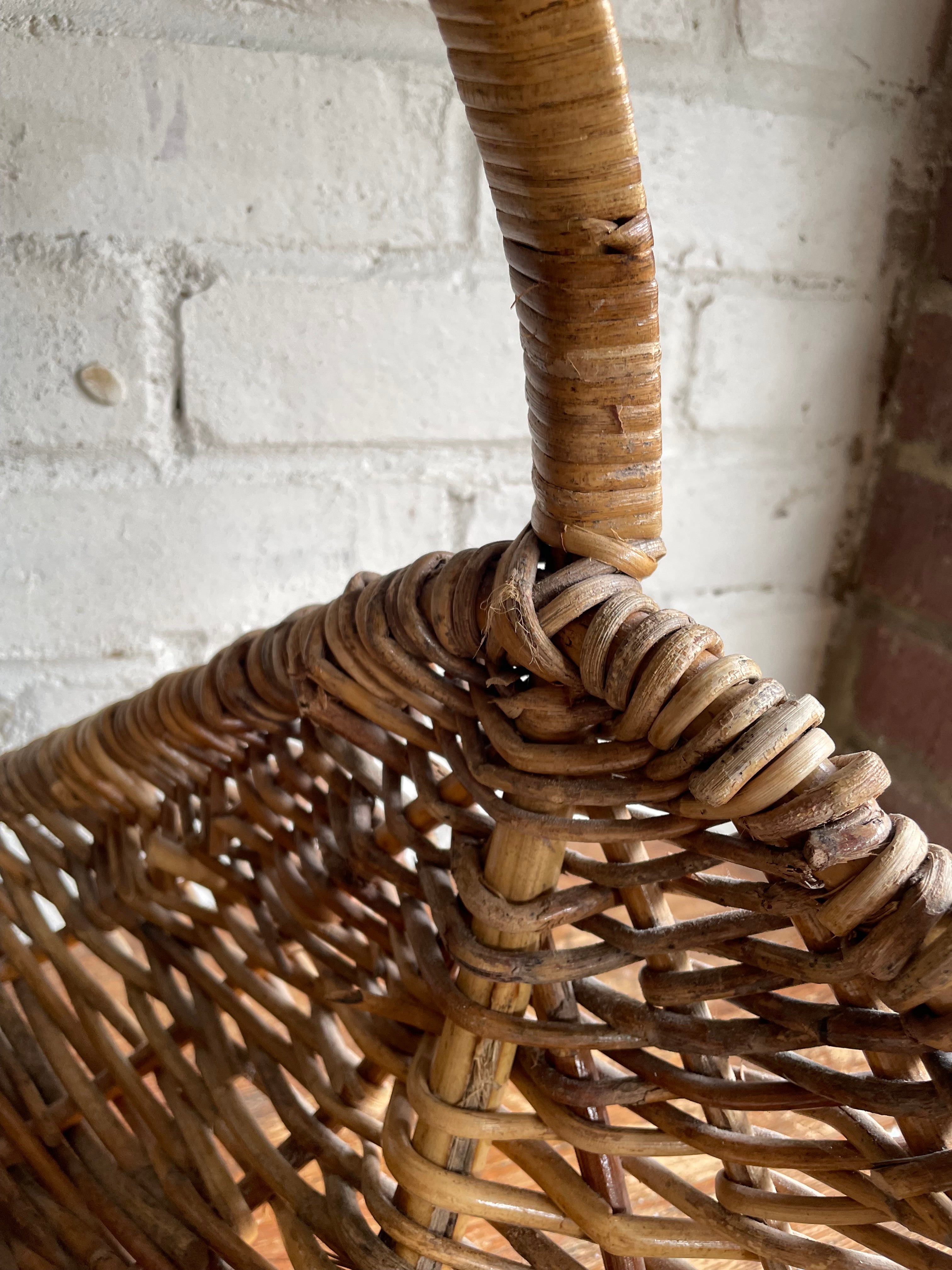 Large Vintage Bakers Bread Basket