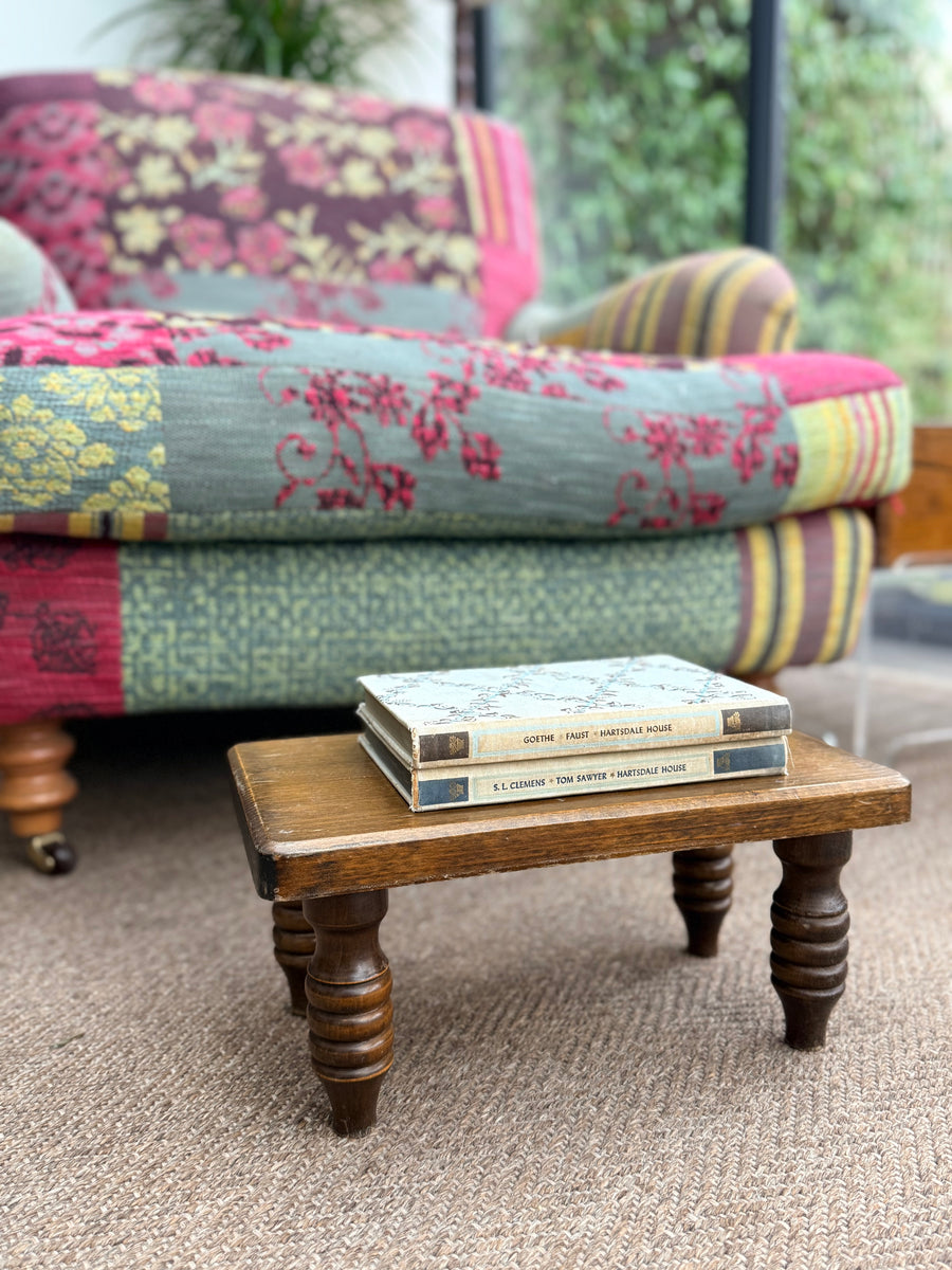 Vintage French Oak Stool with Turned Legs – Reclectic