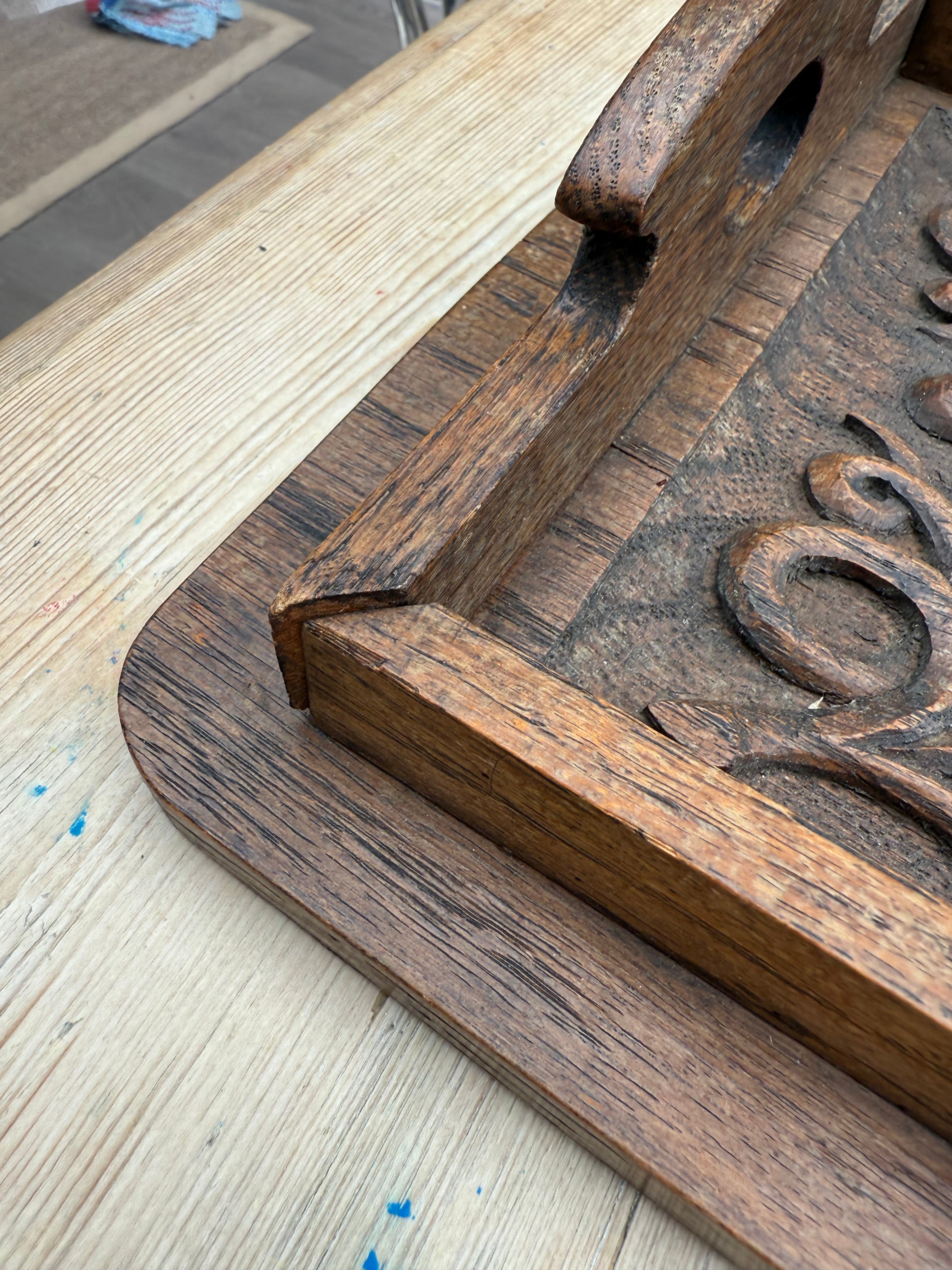 Late 19th Century Arts & Crafts Carved Oak Tray depicting Grapevines
