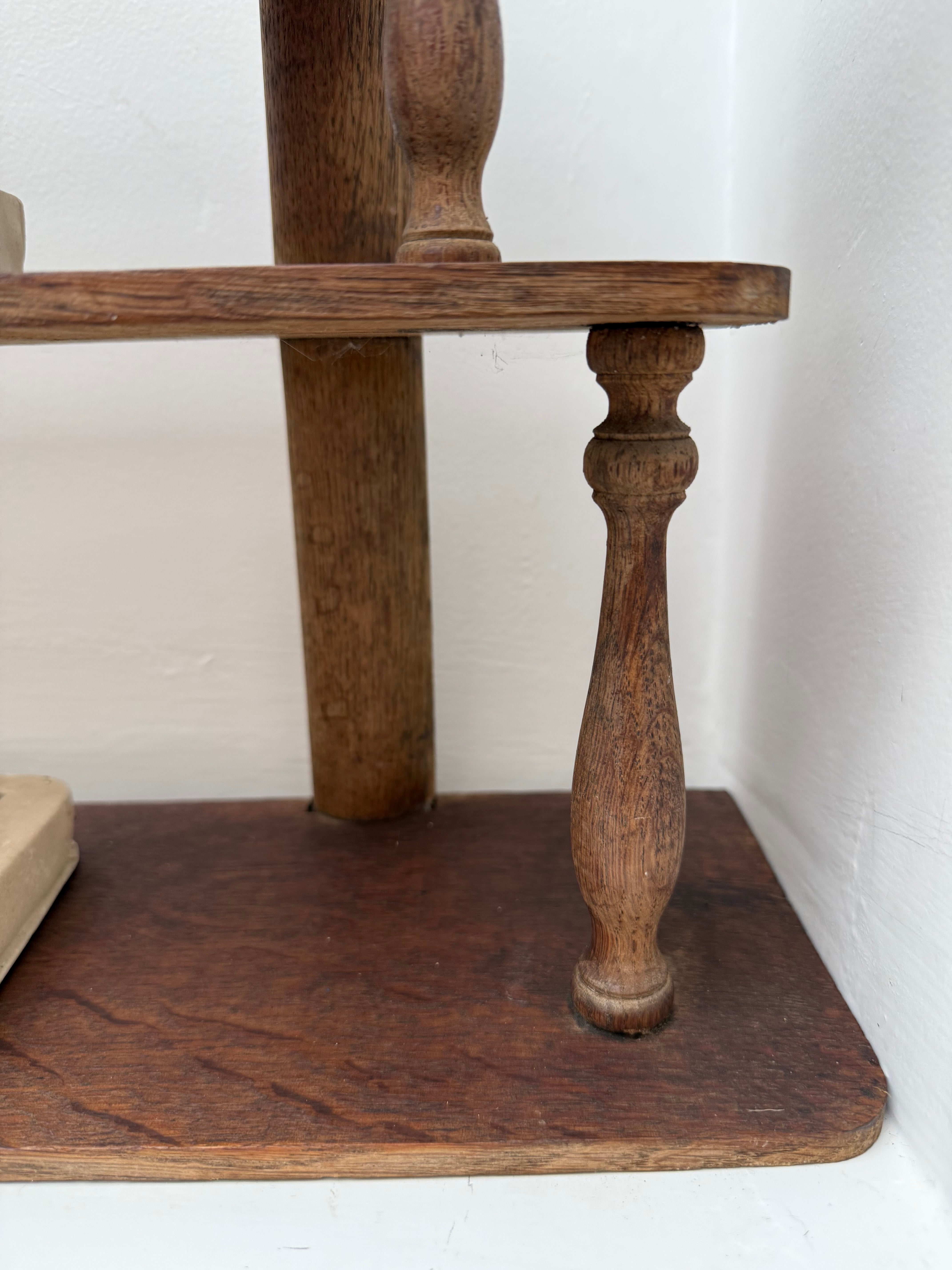 Late 19th Century Oak Wall Hanging Shelf
