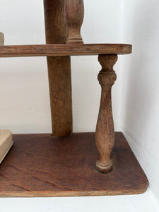 Late 19th Century Oak Wall Hanging Shelf
