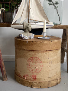 Large Vintage Canadian Cheese Box