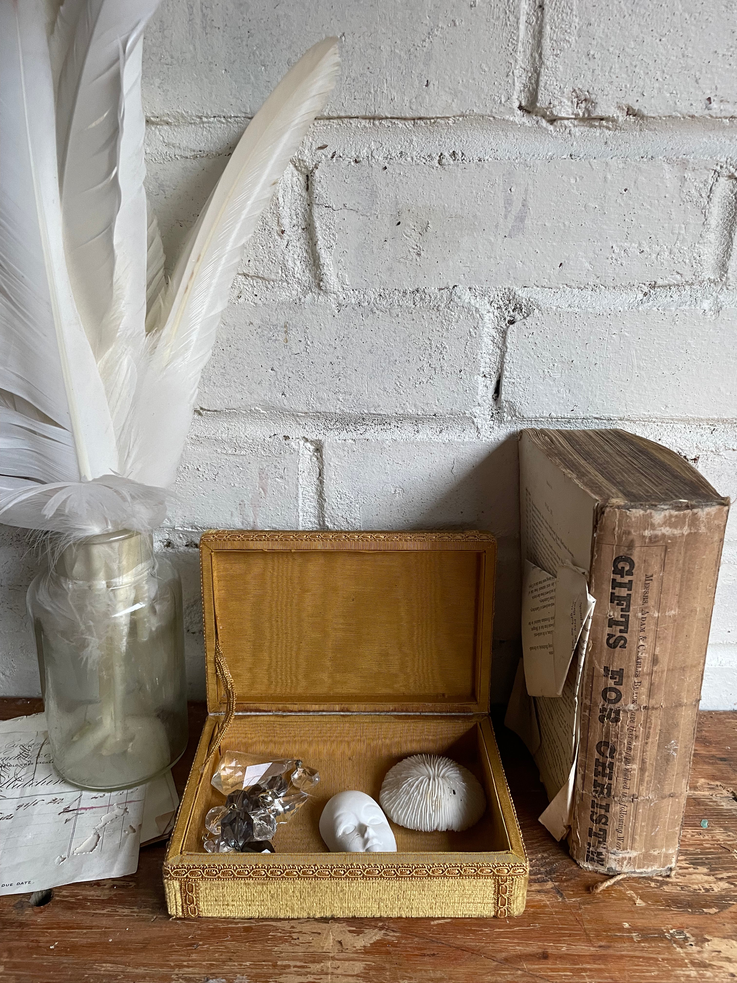 1920s Velvet Ochre Box