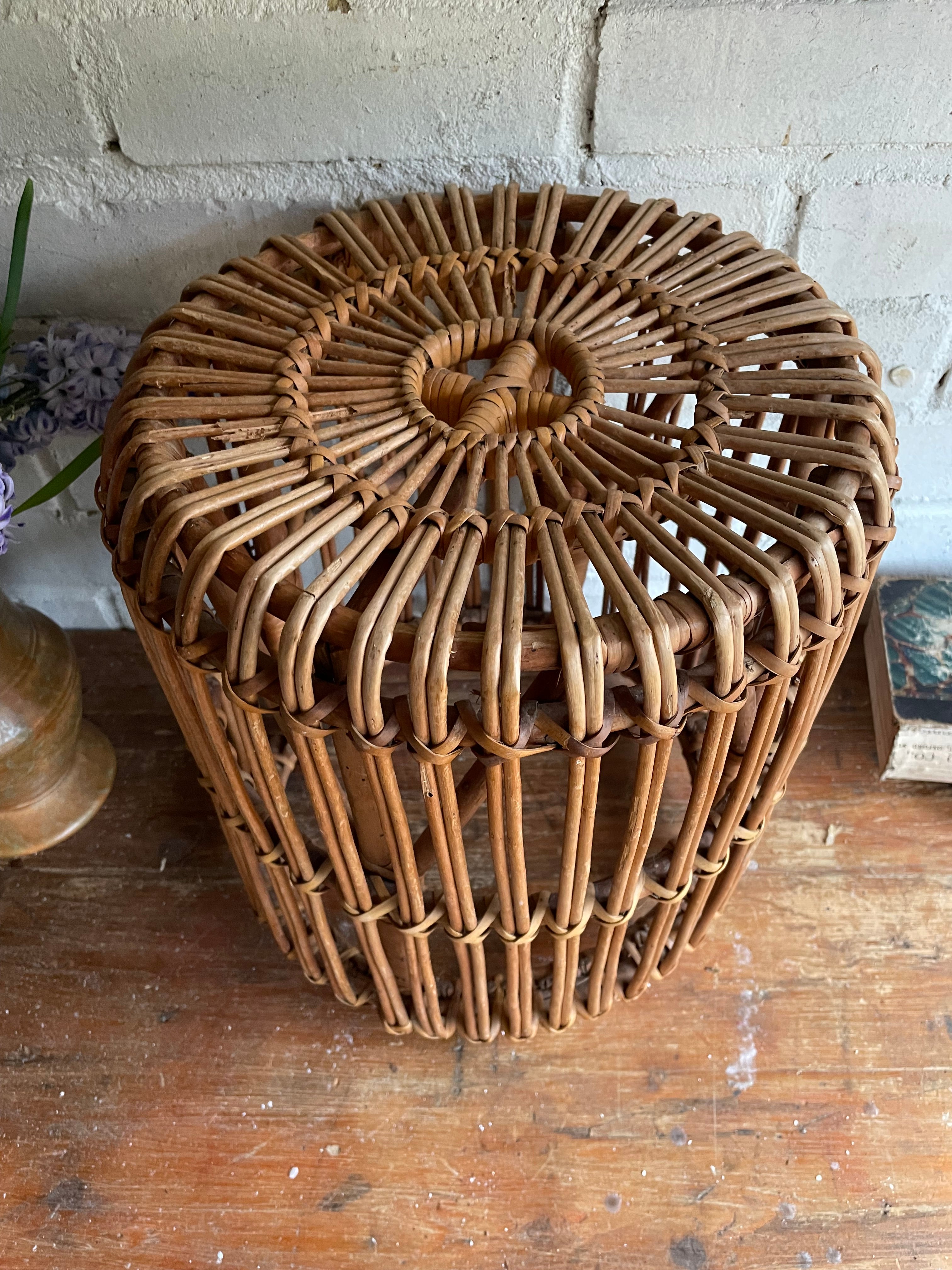 Small Midcentury Rattan Side-Table/Stool in Franco Albini style
