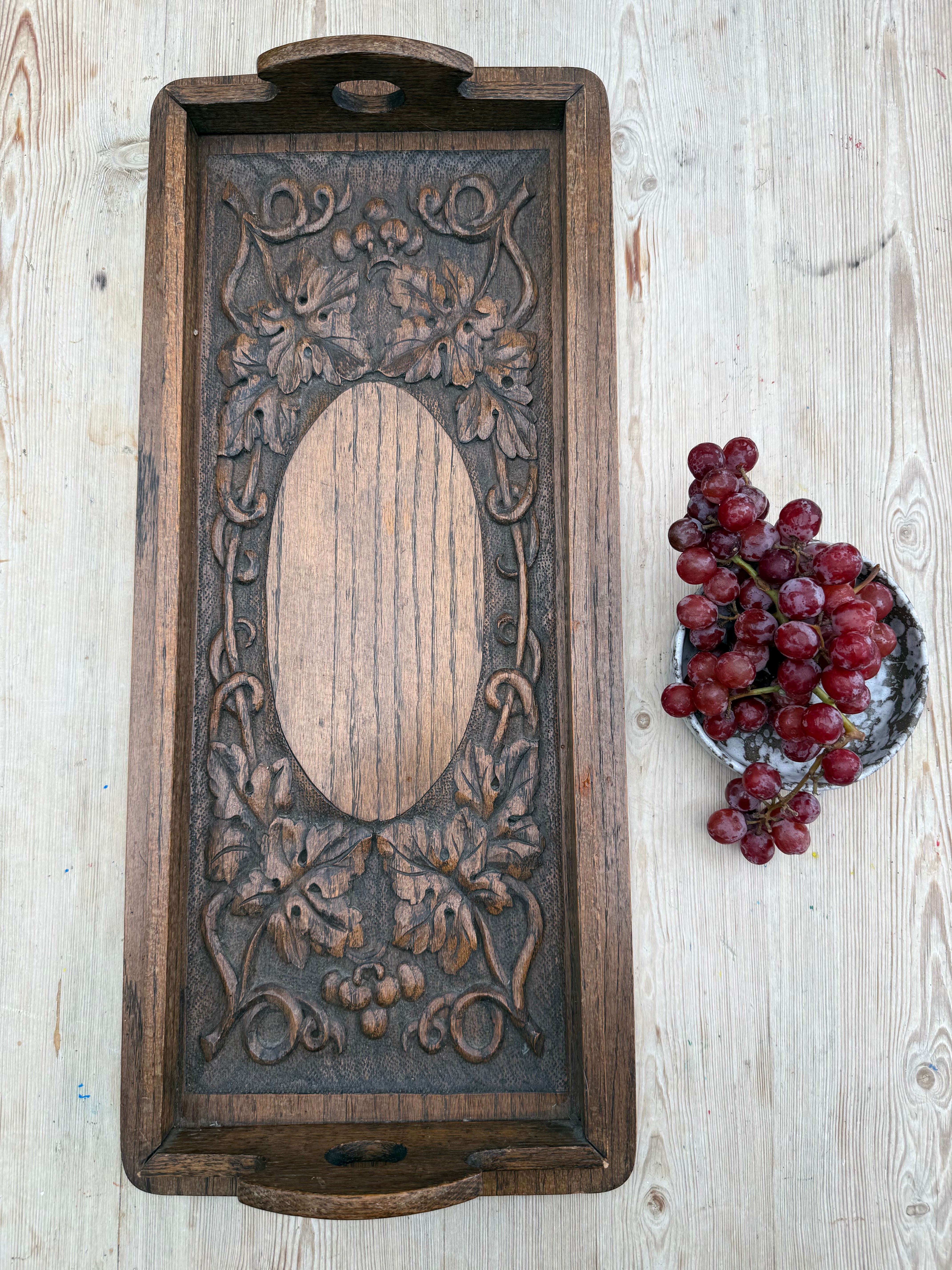 Late 19th Century Arts & Crafts Carved Oak Tray depicting Grapevines