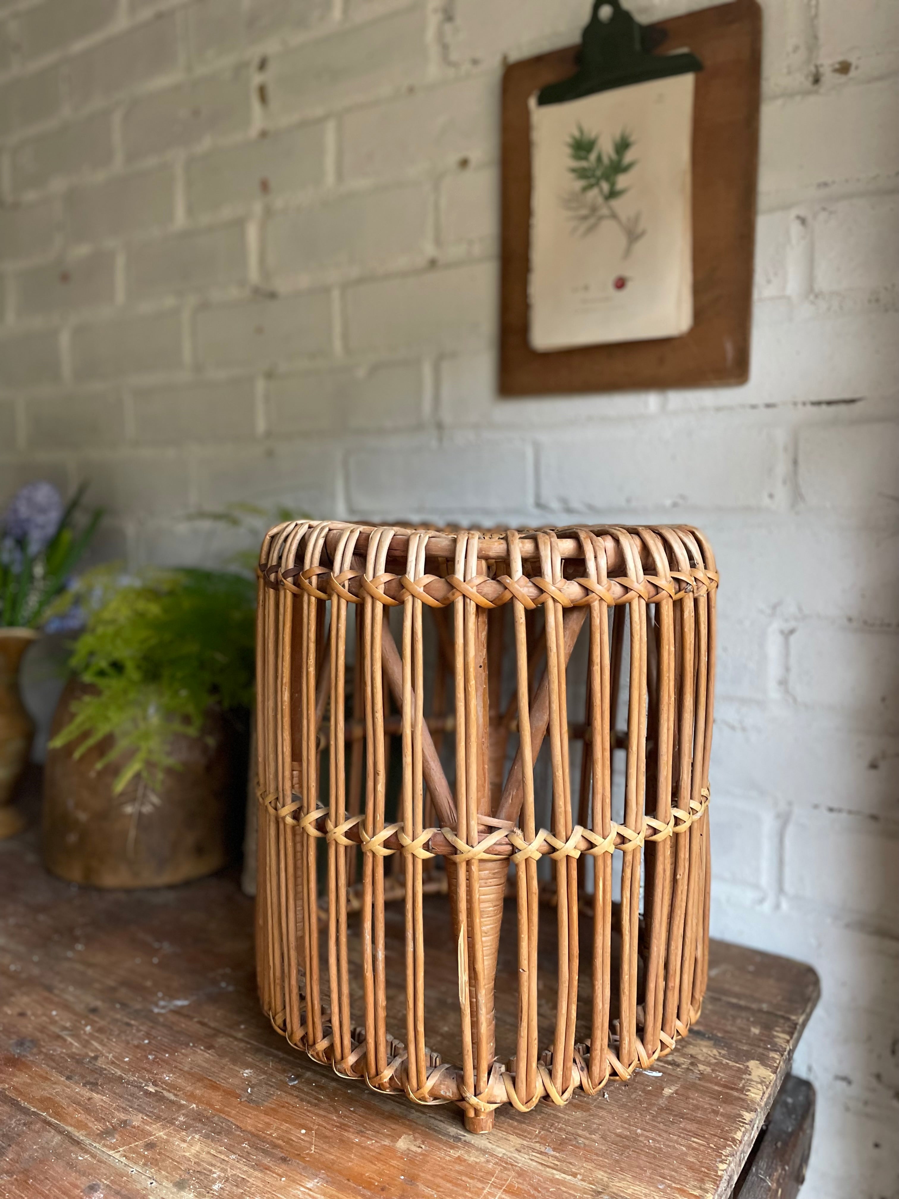 Small Midcentury Rattan Side-Table/Stool in Franco Albini style