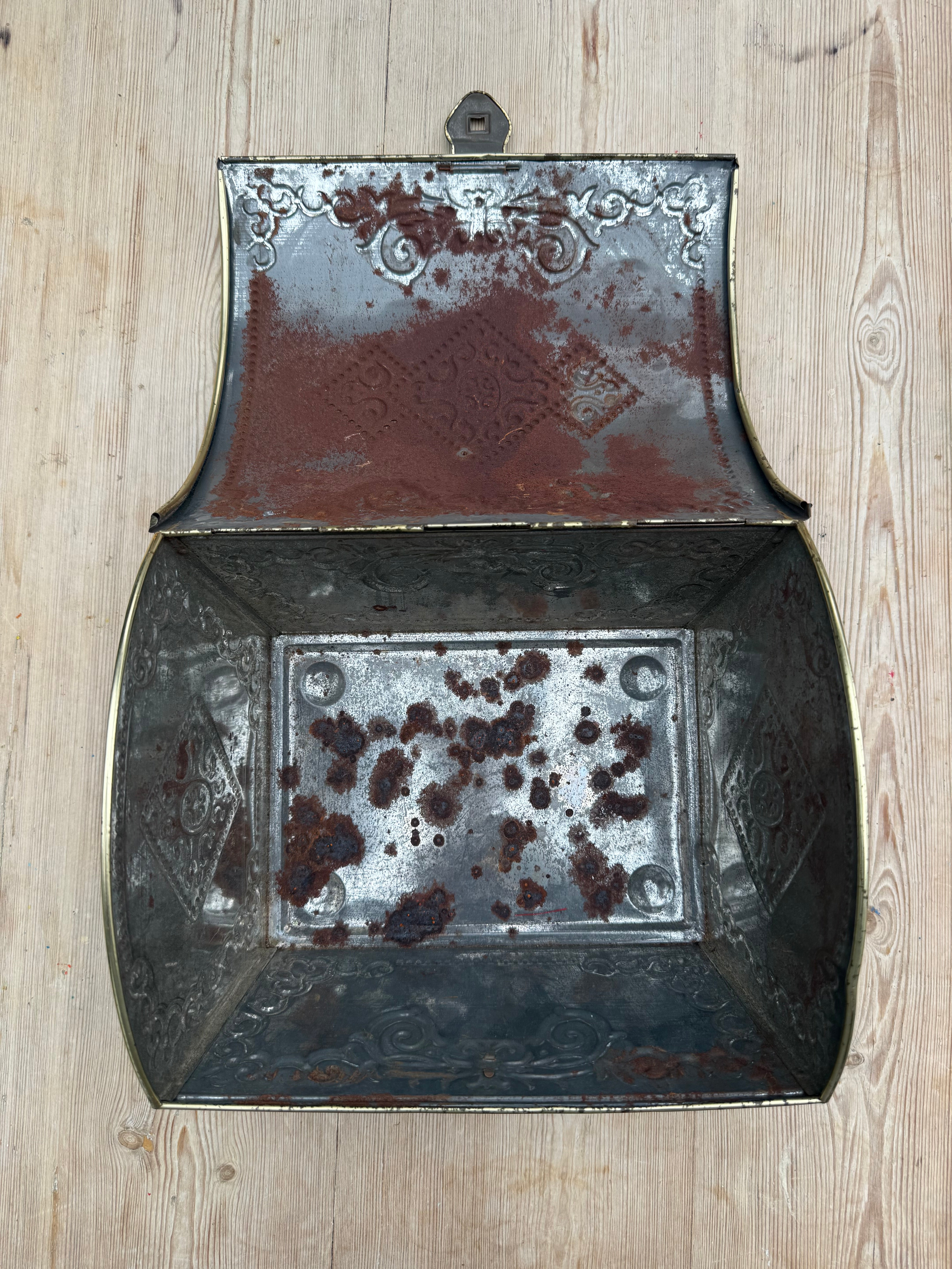 1950s Biscuit Treasure Chest Tin