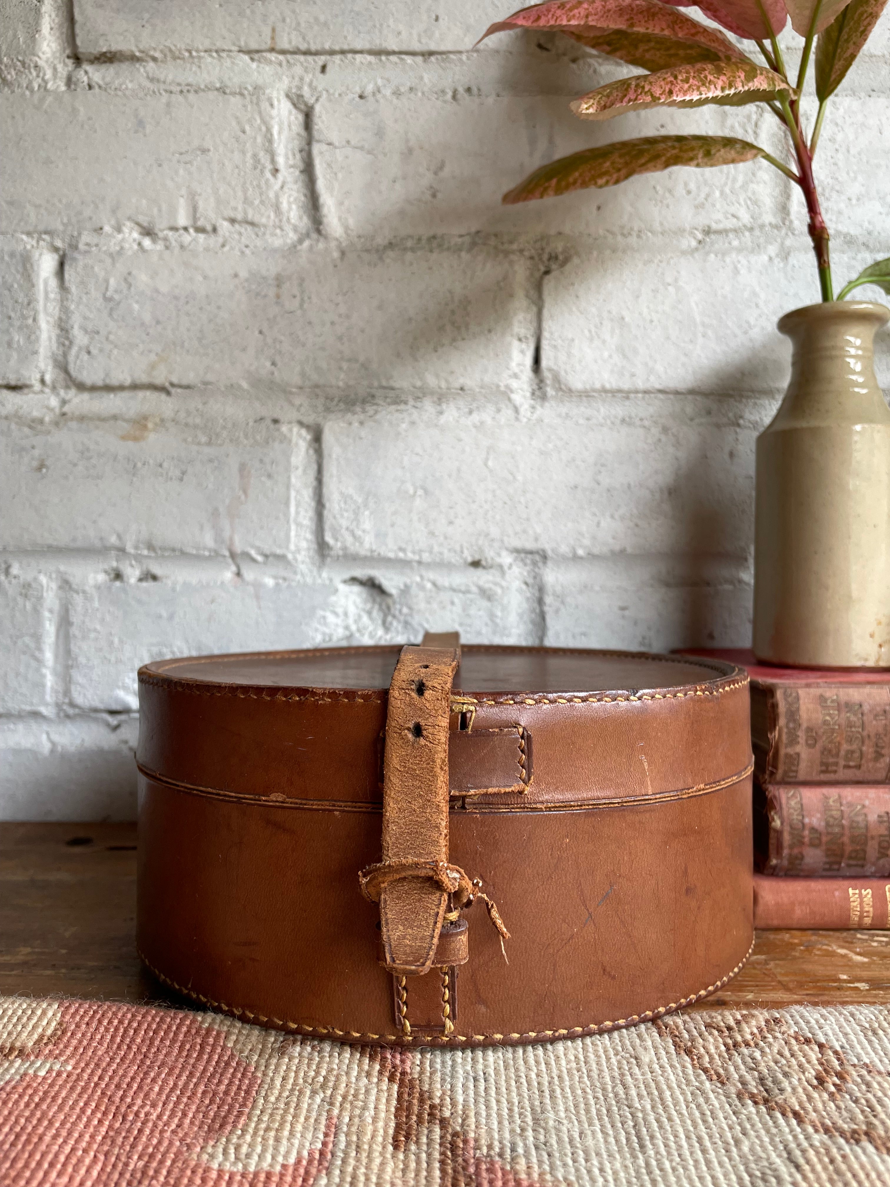 Antique Leather Collar Box: Was £30 now £21 at checkout