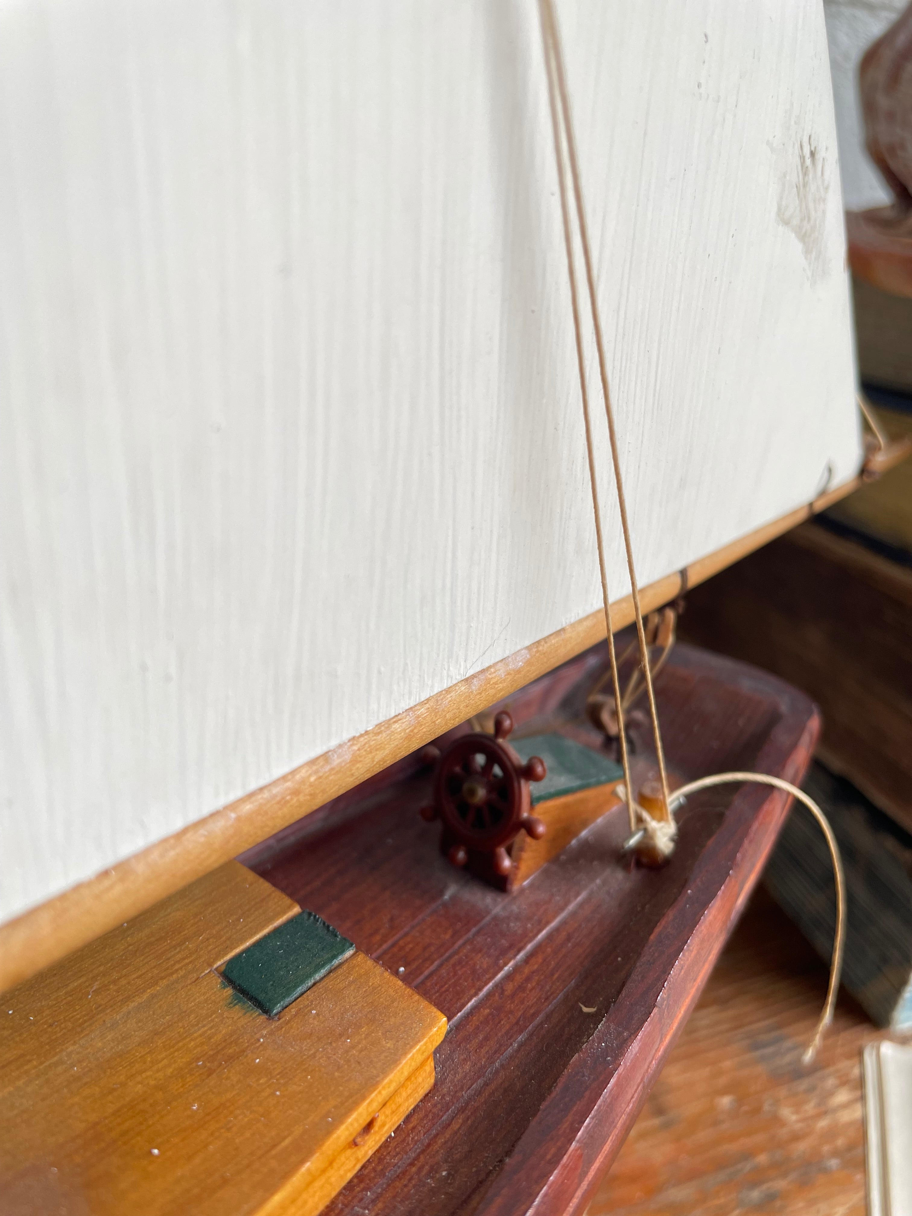 Vintage Pond Yacht/Model Yacht