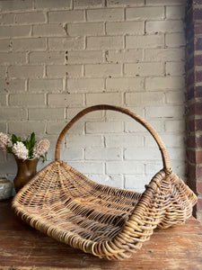 Large Vintage Bakers Bread Basket