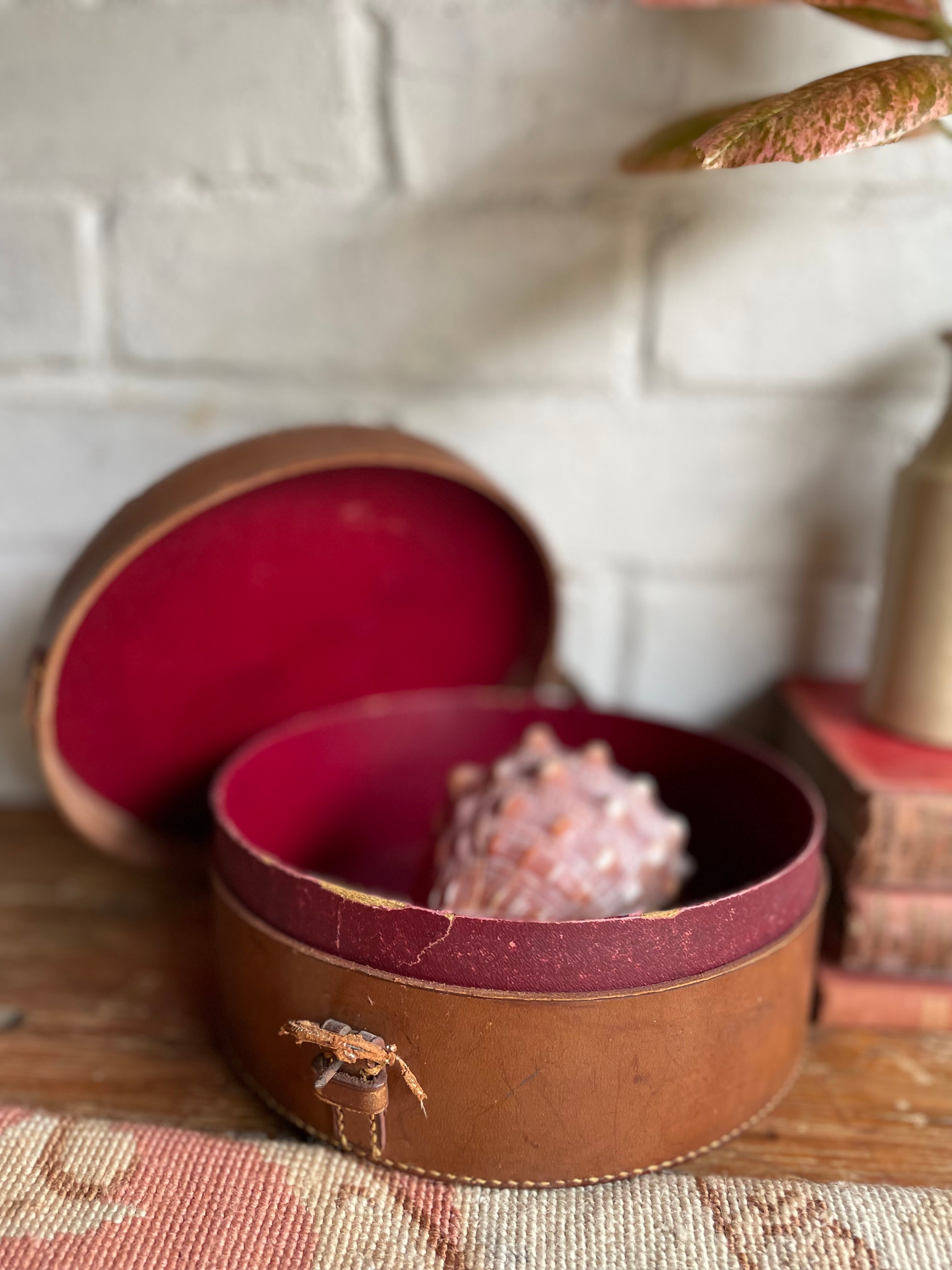 Antique Leather Collar Box: Was £30 now £21 at checkout