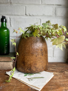 19th Century Hand-Carved Wood Grain Measure Pot