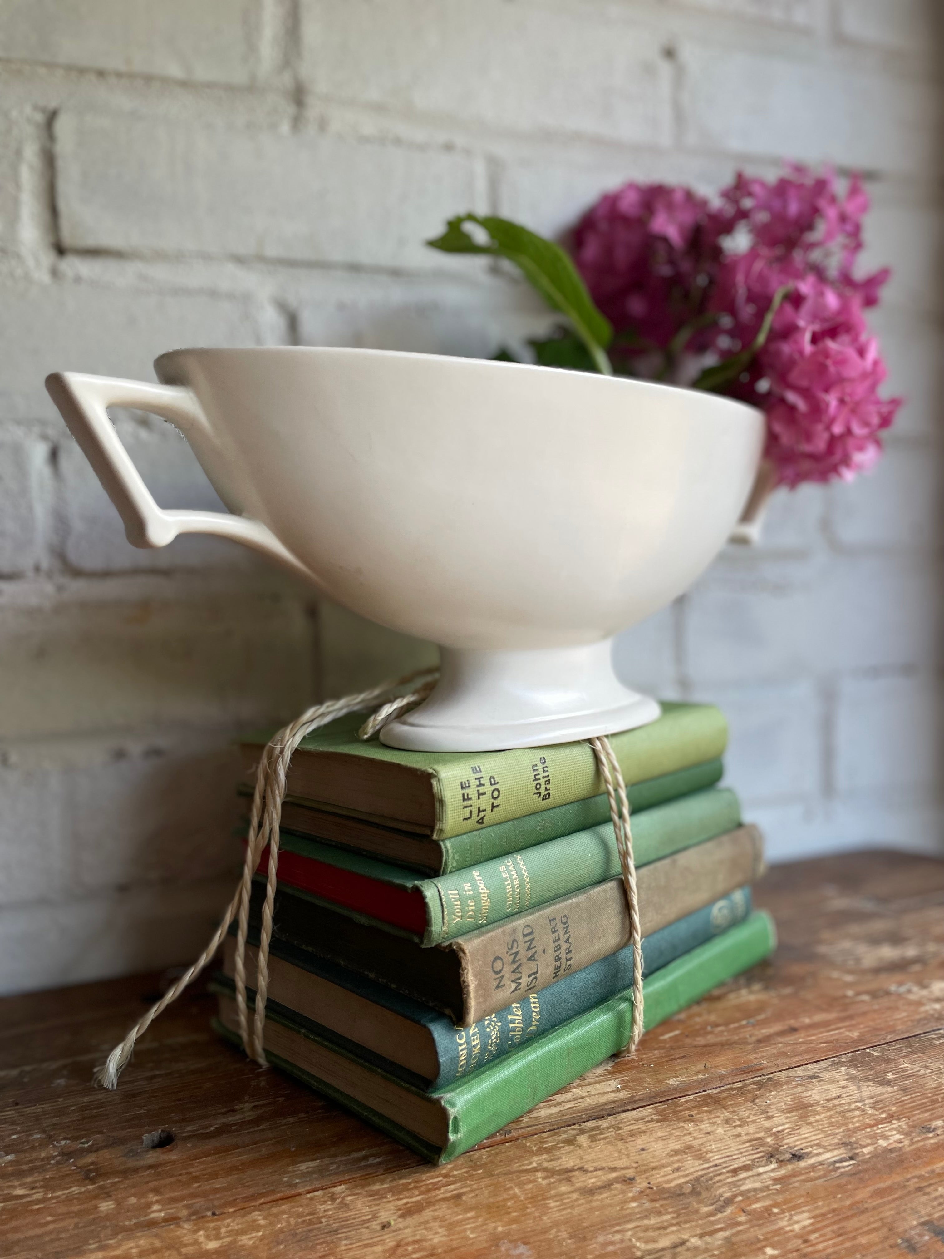 Classical Wedgwood  Porcelain Mantle Vase