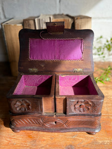 Early 20th Century Carved Wooden Jewellery Box