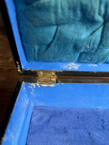 19th Century Hand-Painted Laquered Jewellery Box with Mother of Pearl Inlay