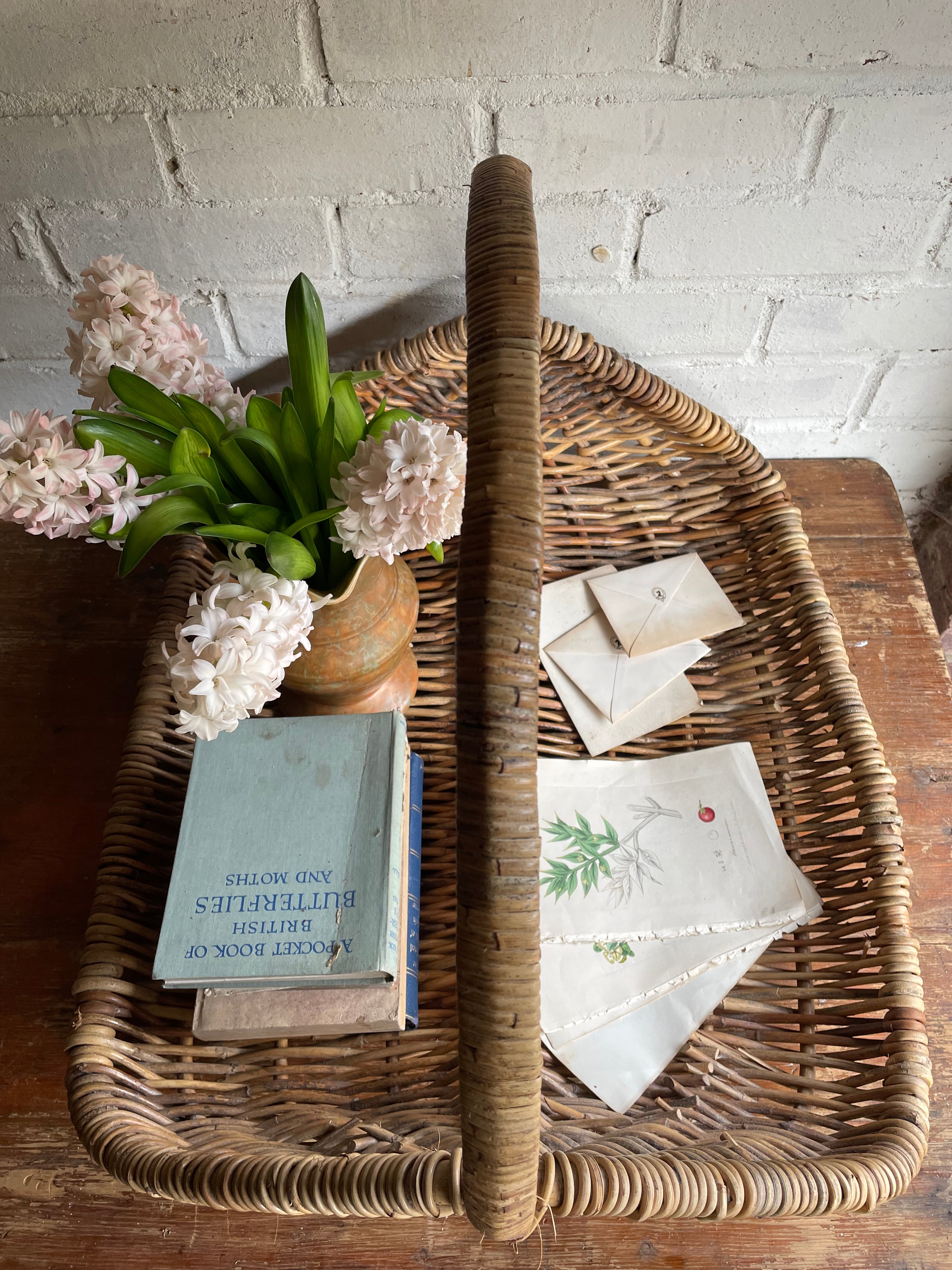 Large Vintage Bakers Bread Basket