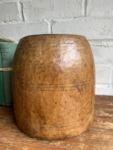 19th Century Hand-Carved Wood Grain Measure Pot