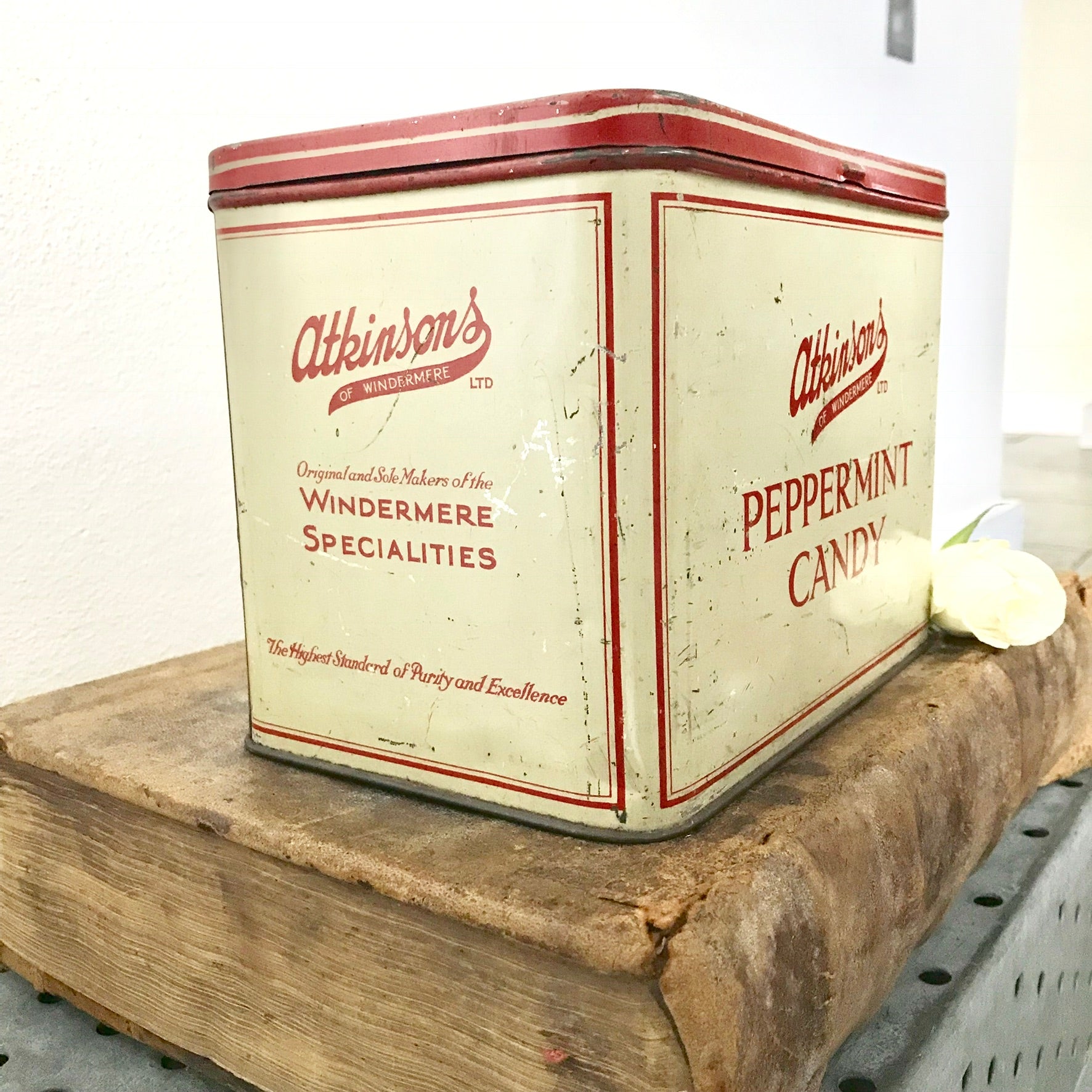 Large Vintage Peppermint Tin