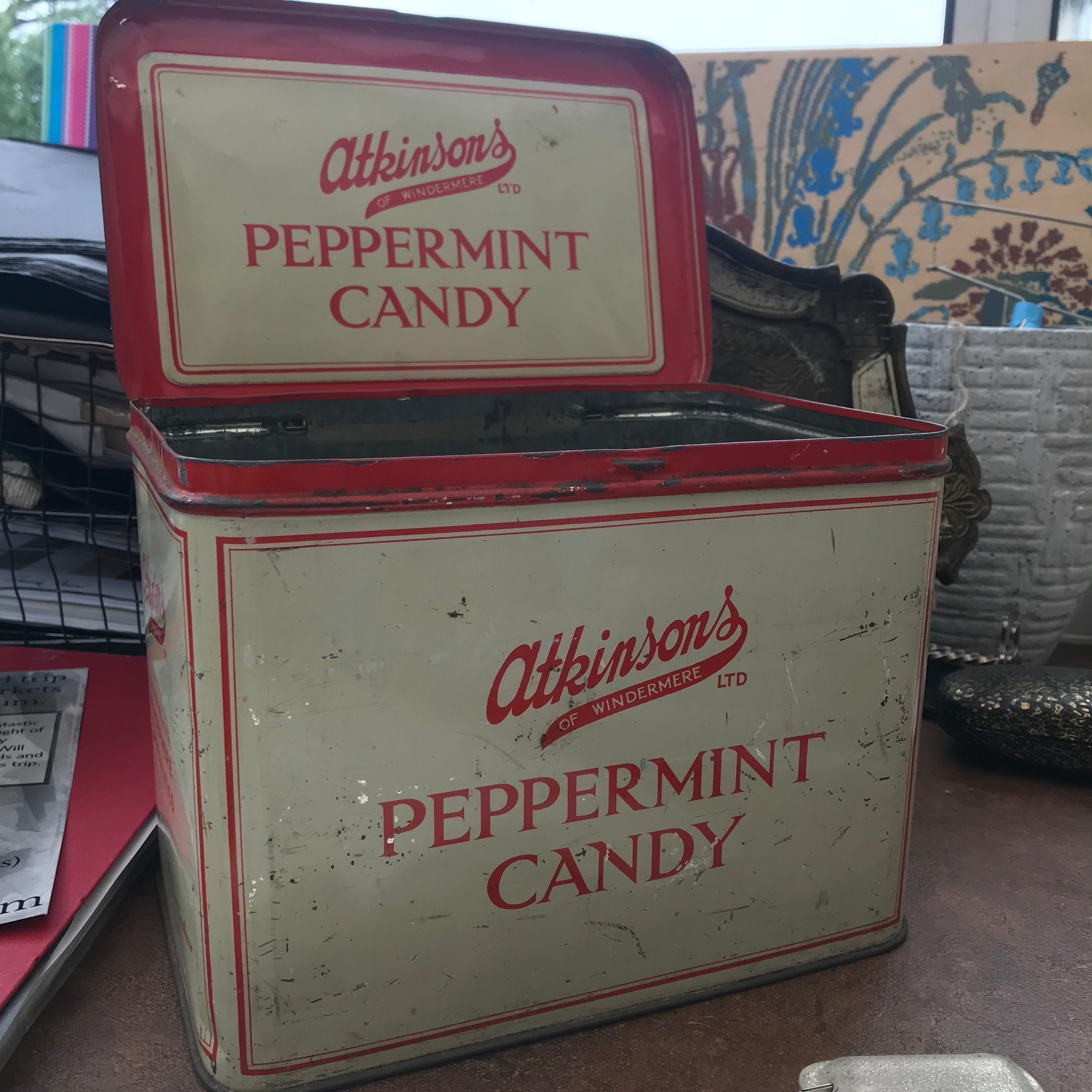 Large Vintage Peppermint Tin