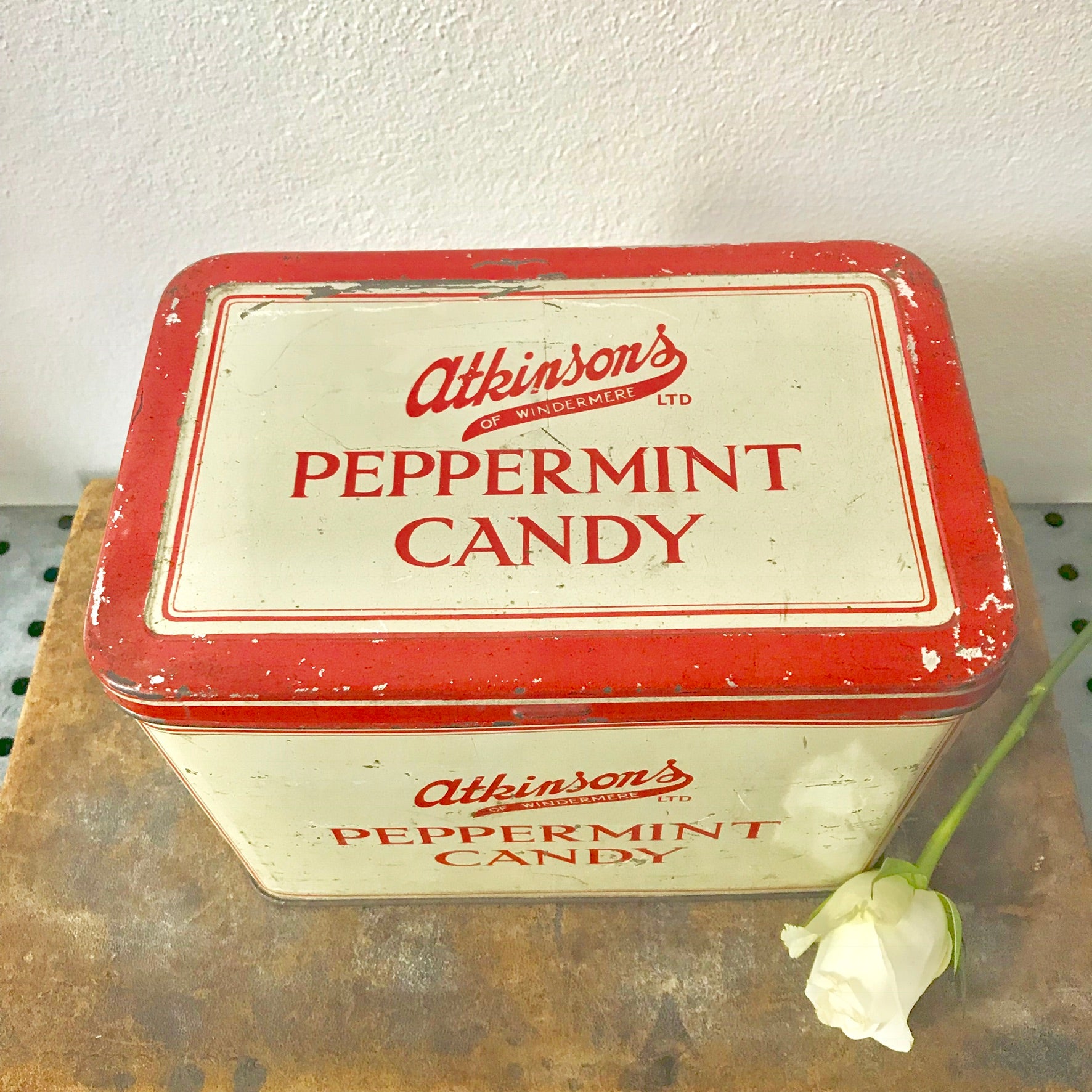 Large Vintage Peppermint Tin