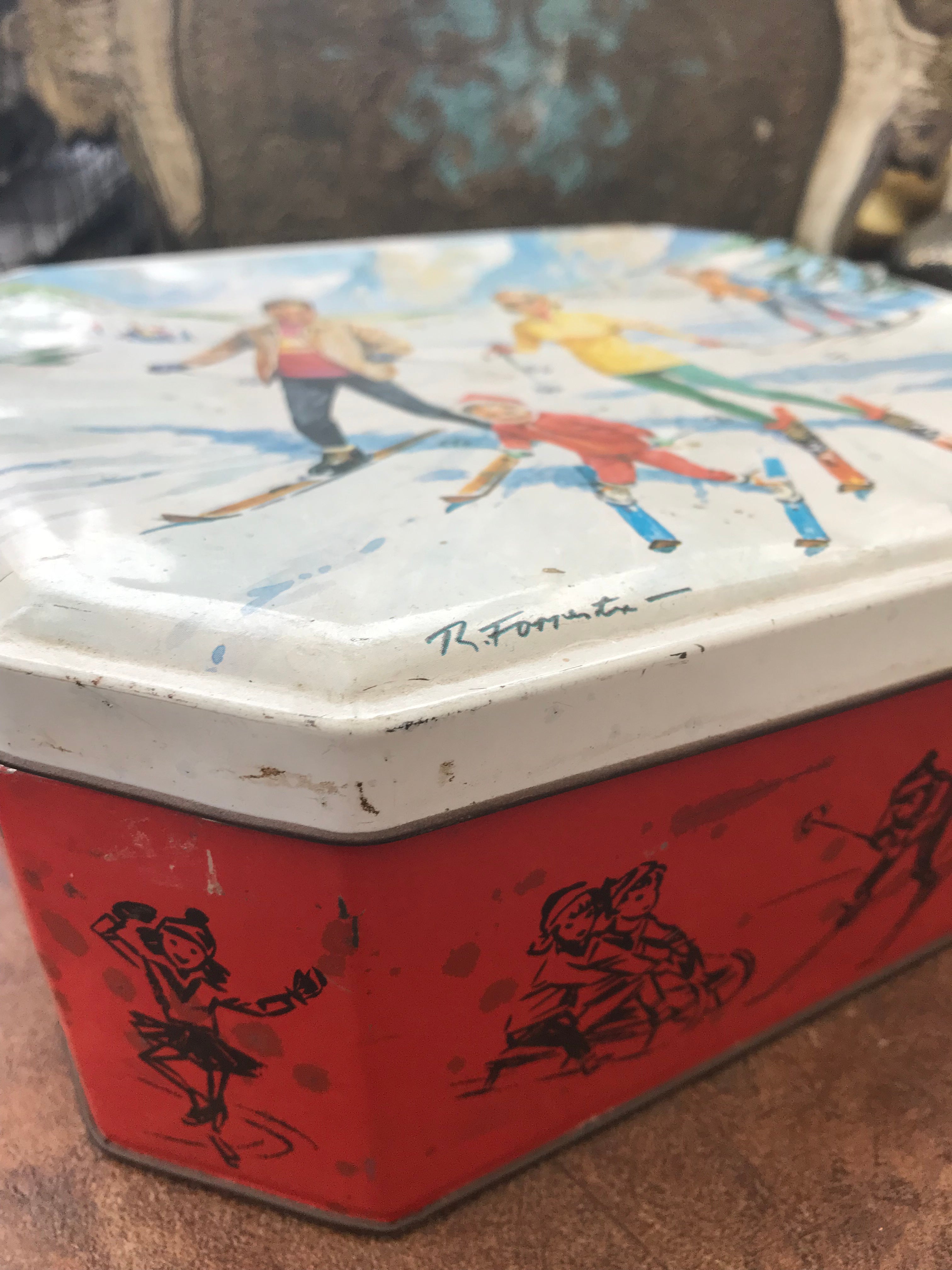 Vintage Biscuit Tin (Ski Imagery)