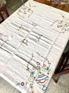 Vintage 1940s Table Linen