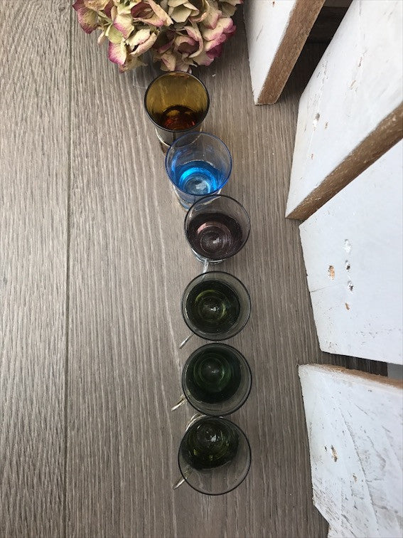 6 teeny coloured glasses