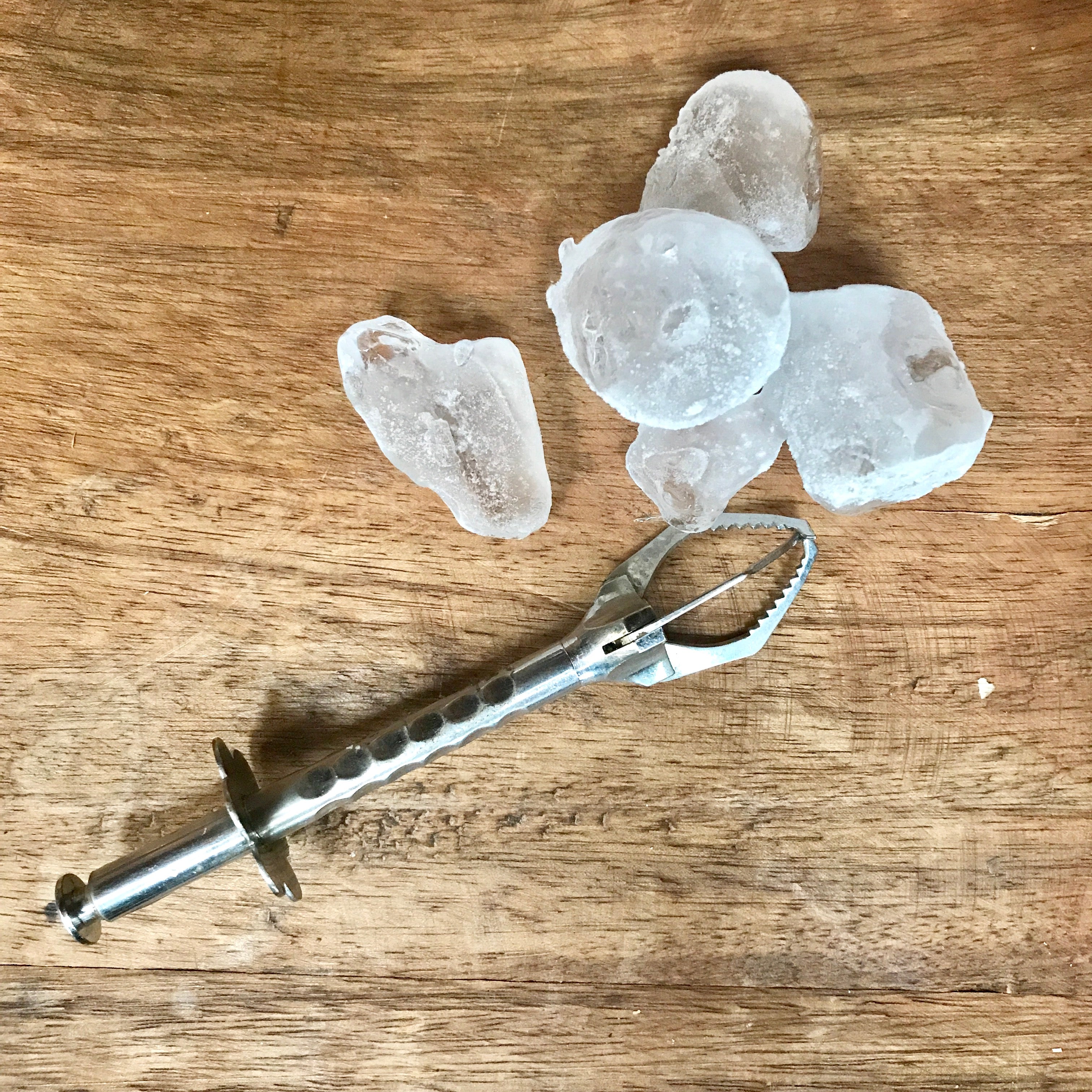 French Vintage Retractable Ice Claw  - 1