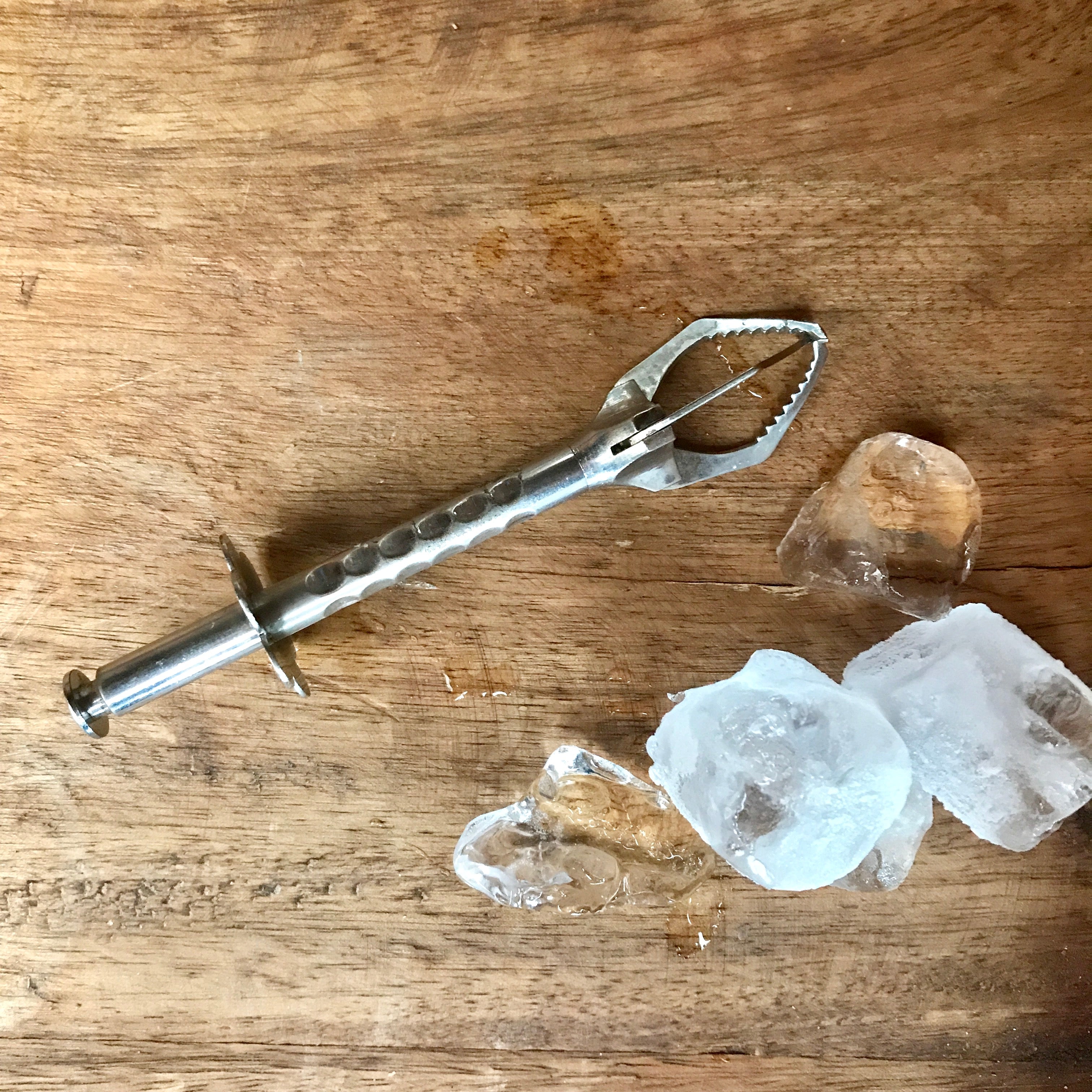 French Vintage Retractable Ice Claw  - 1