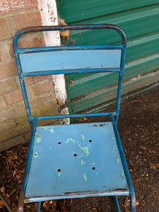 Pair of vintage metal stacking chairs - Mixed Blues