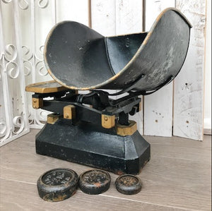 Large Antique Cast Iron Grocers Scales