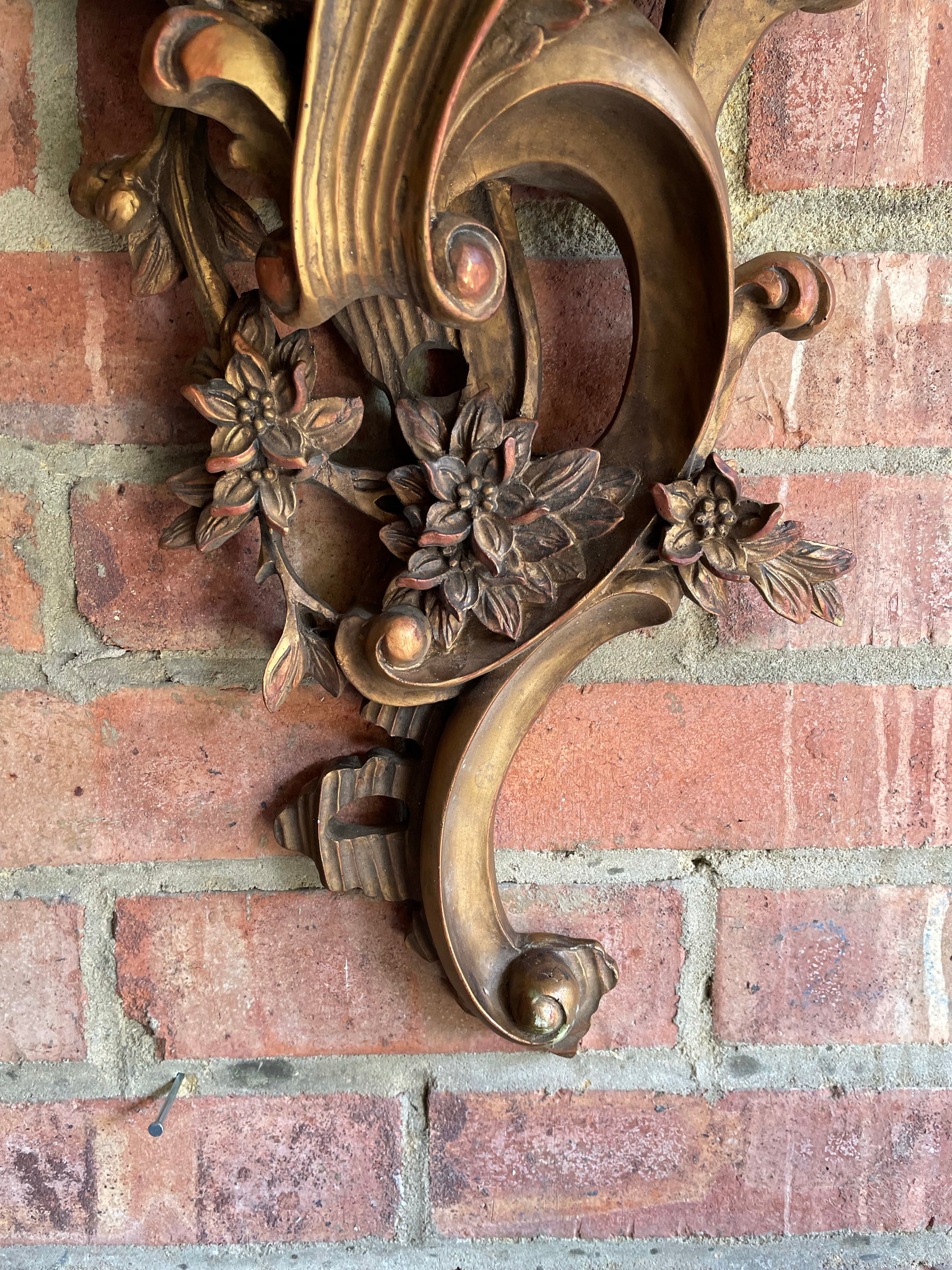 Decorative Gilt Sconce