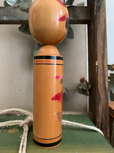 Small Vintage Japanese Kokeshi Doll 2