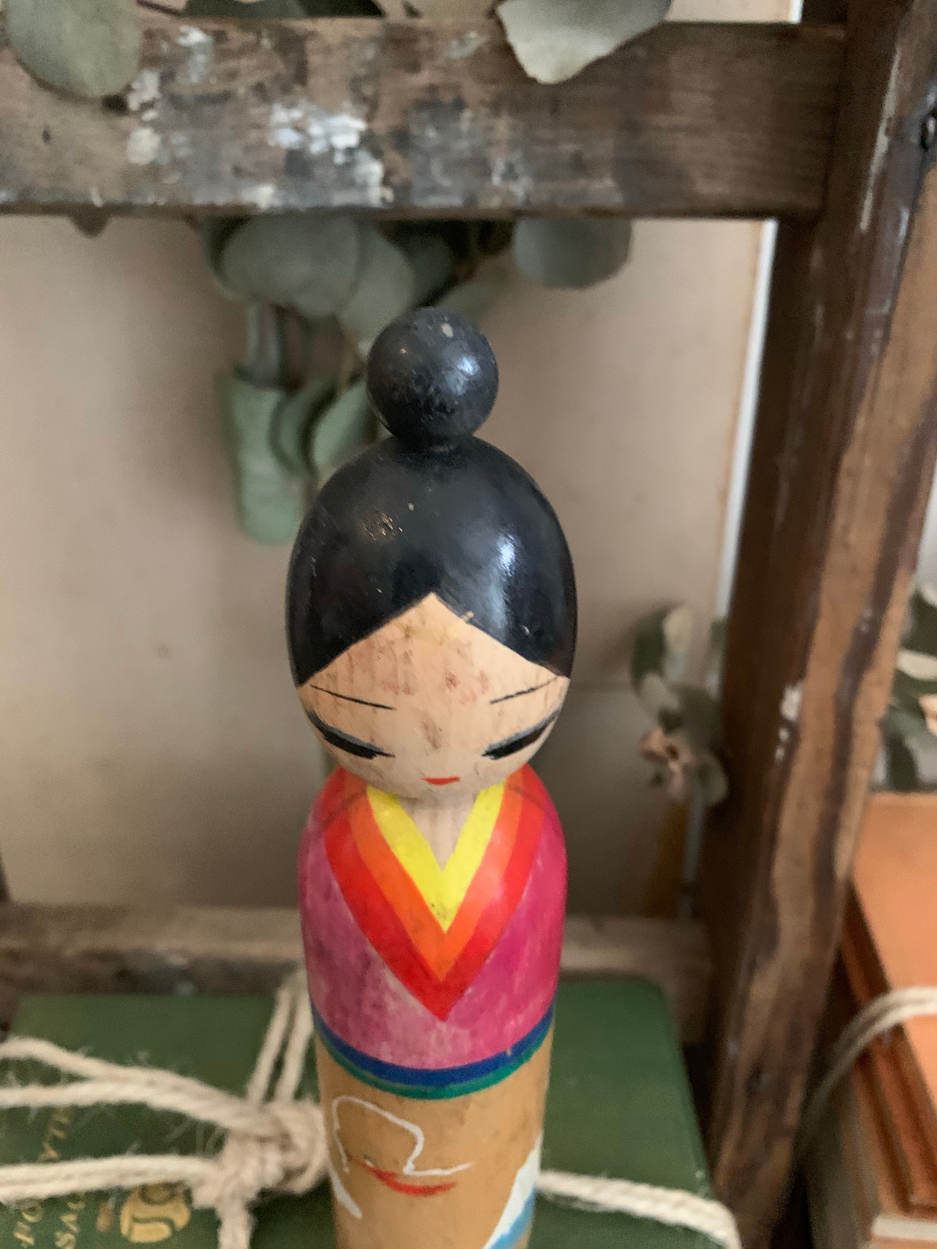 Small Vintage Japanese Kokeshi Doll 3