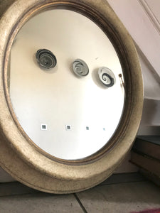 Small Oval Mirror with mottled frame and gold flecks