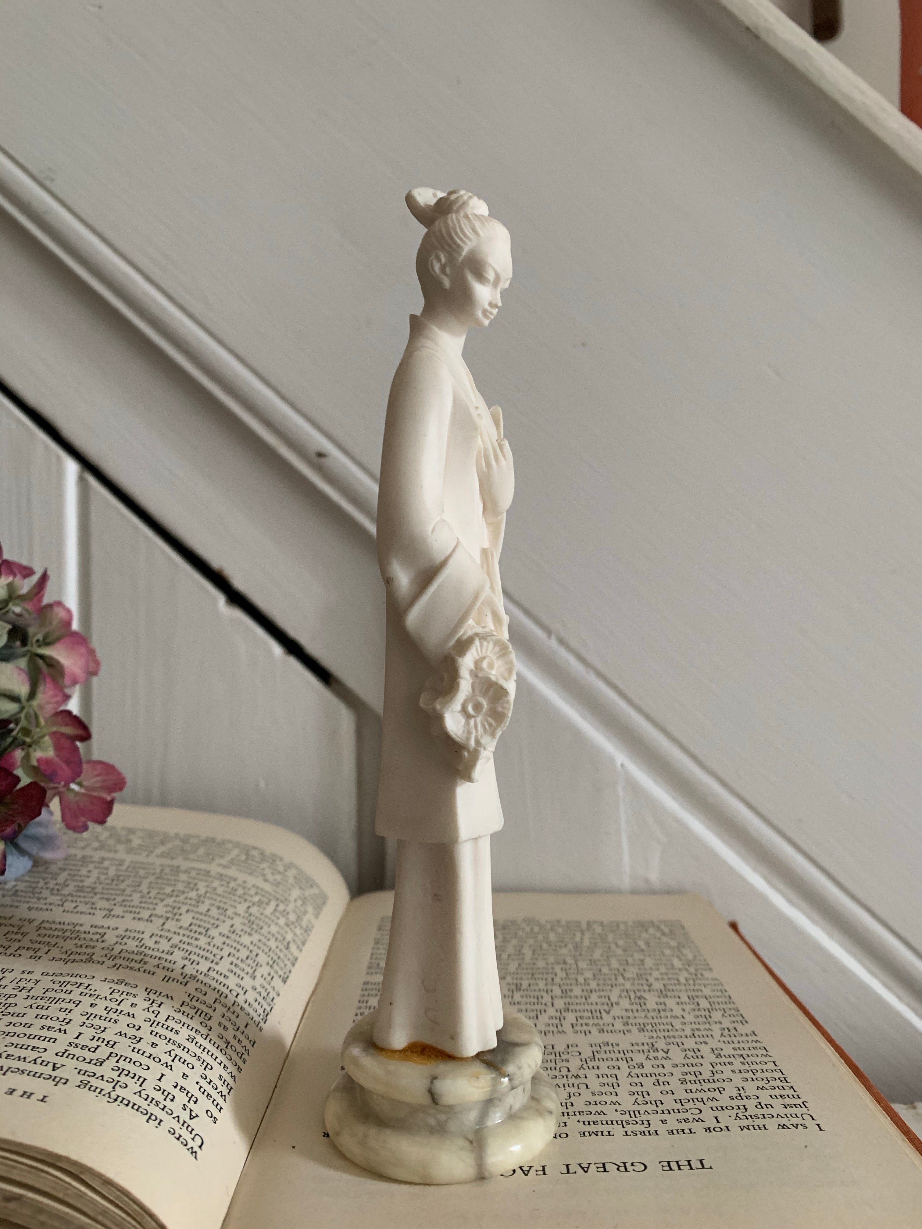 Small Porcelain Figurine of Chinese Lady with Fan