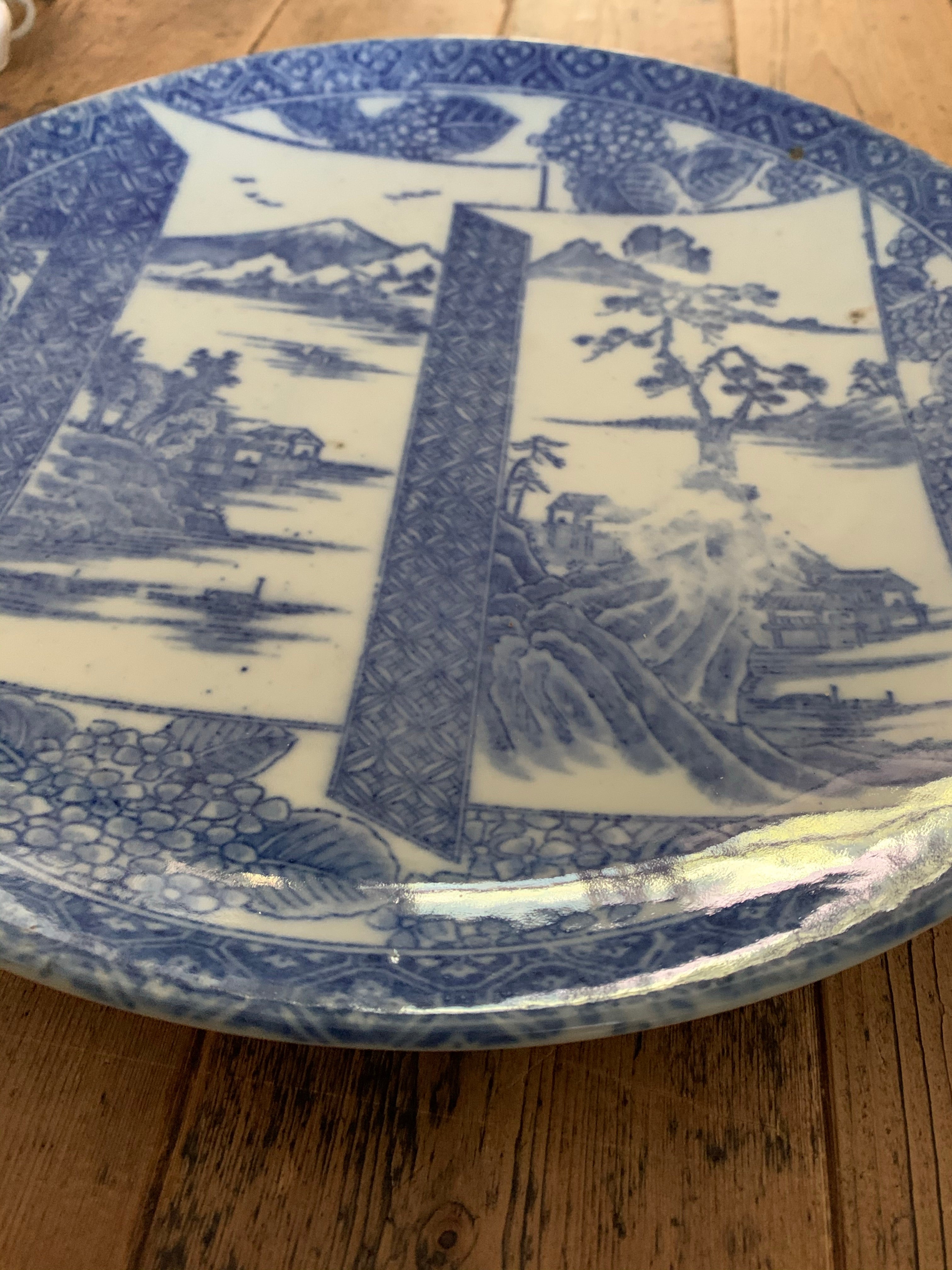 1900s Japanese Ceramic Igezara Plate