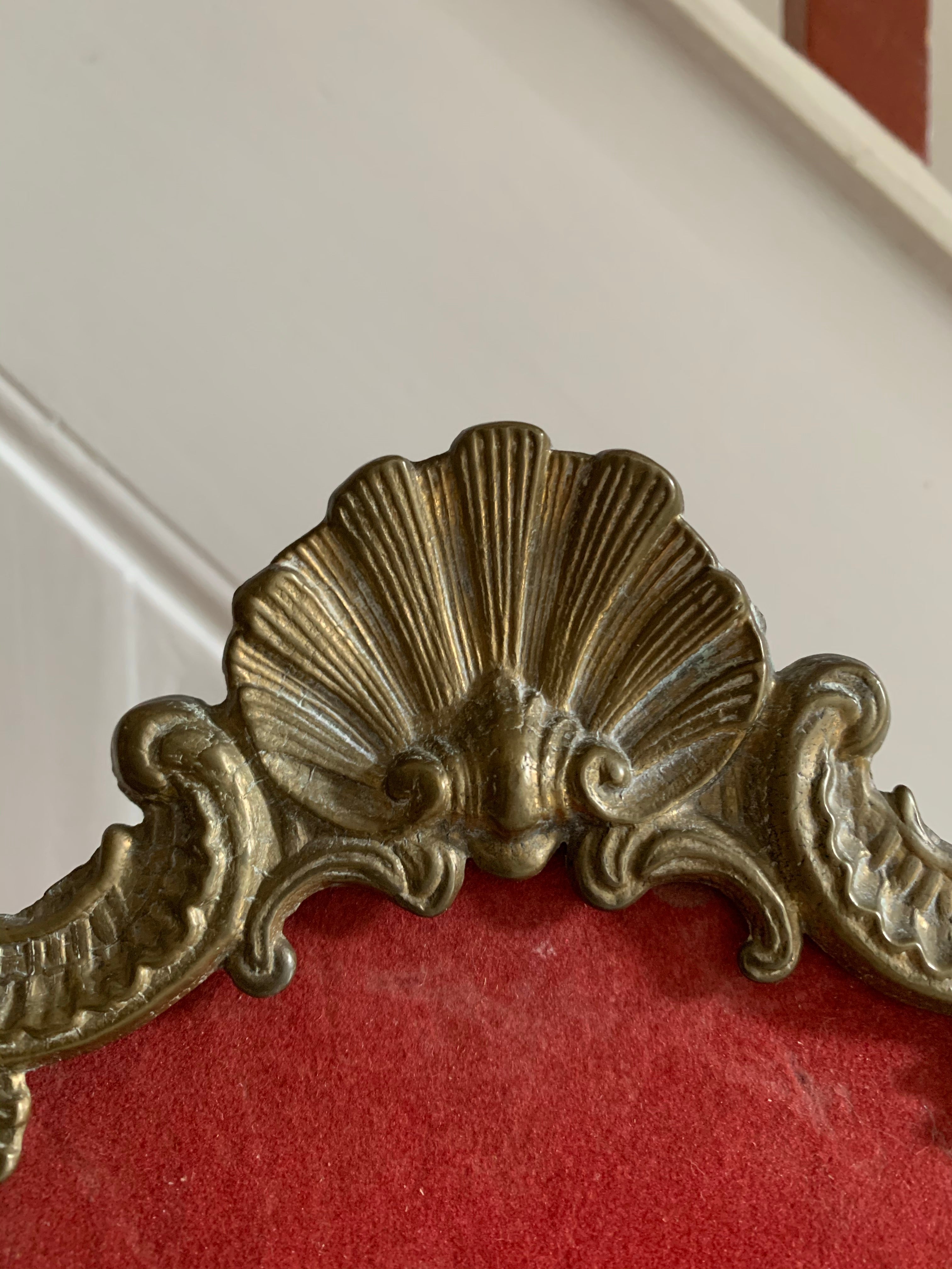 Antique Gilt Table Top Swivel Frame