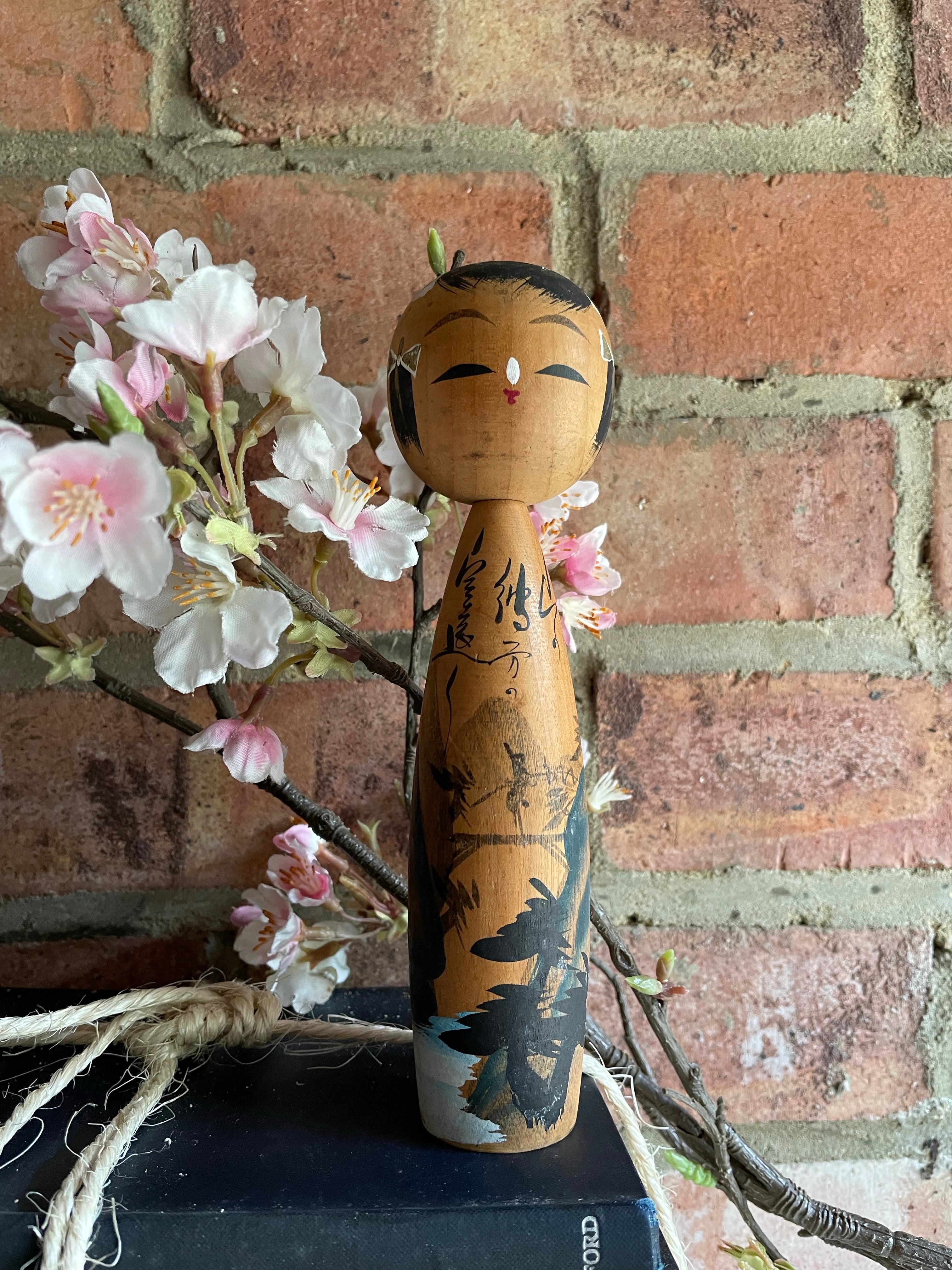 Small Vintage Japanese Kokeshi Doll