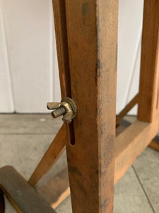 Floor-Standing Vintage Easel