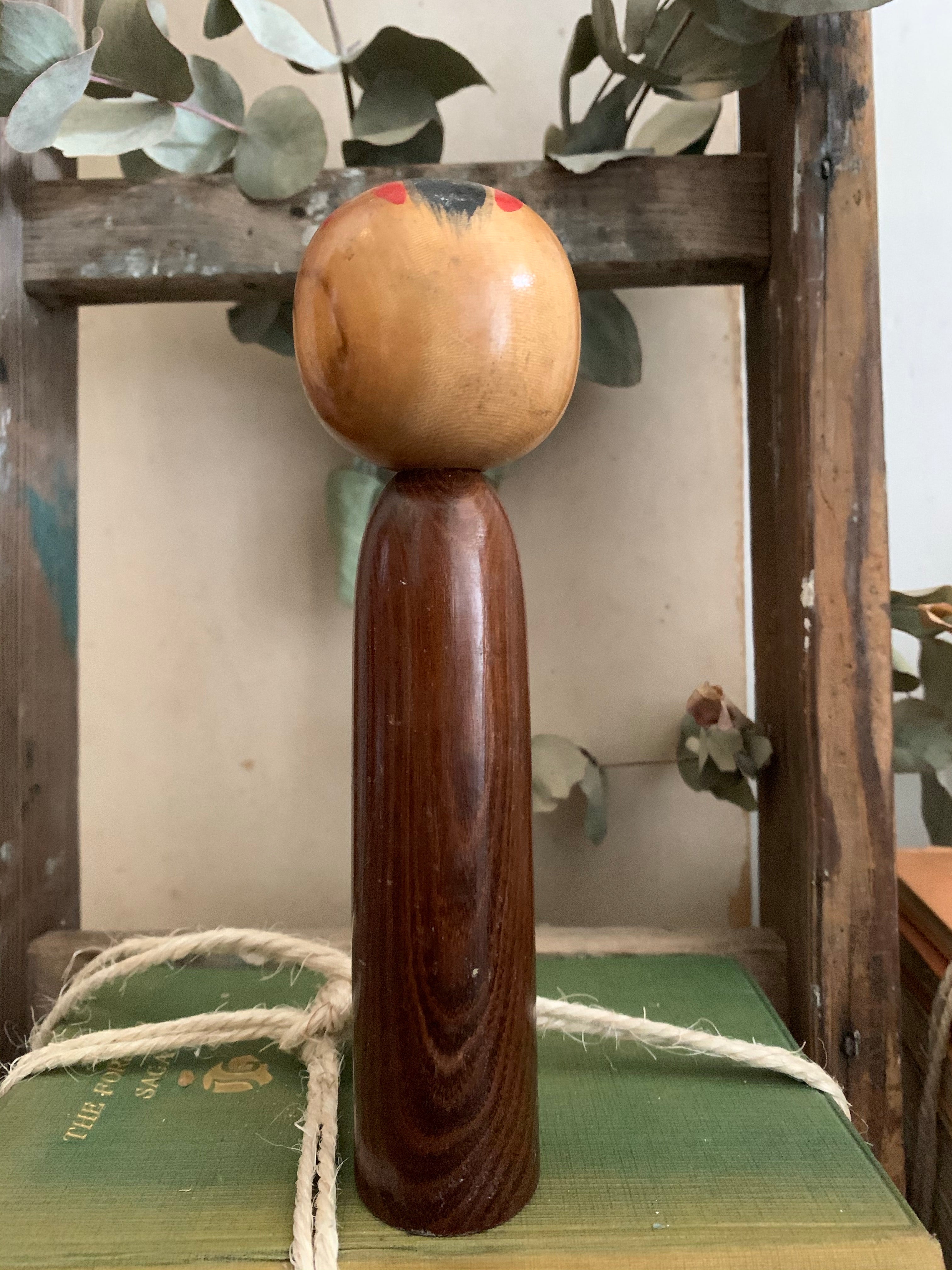 Small Vintage Japanese Kokeshi Doll 1
