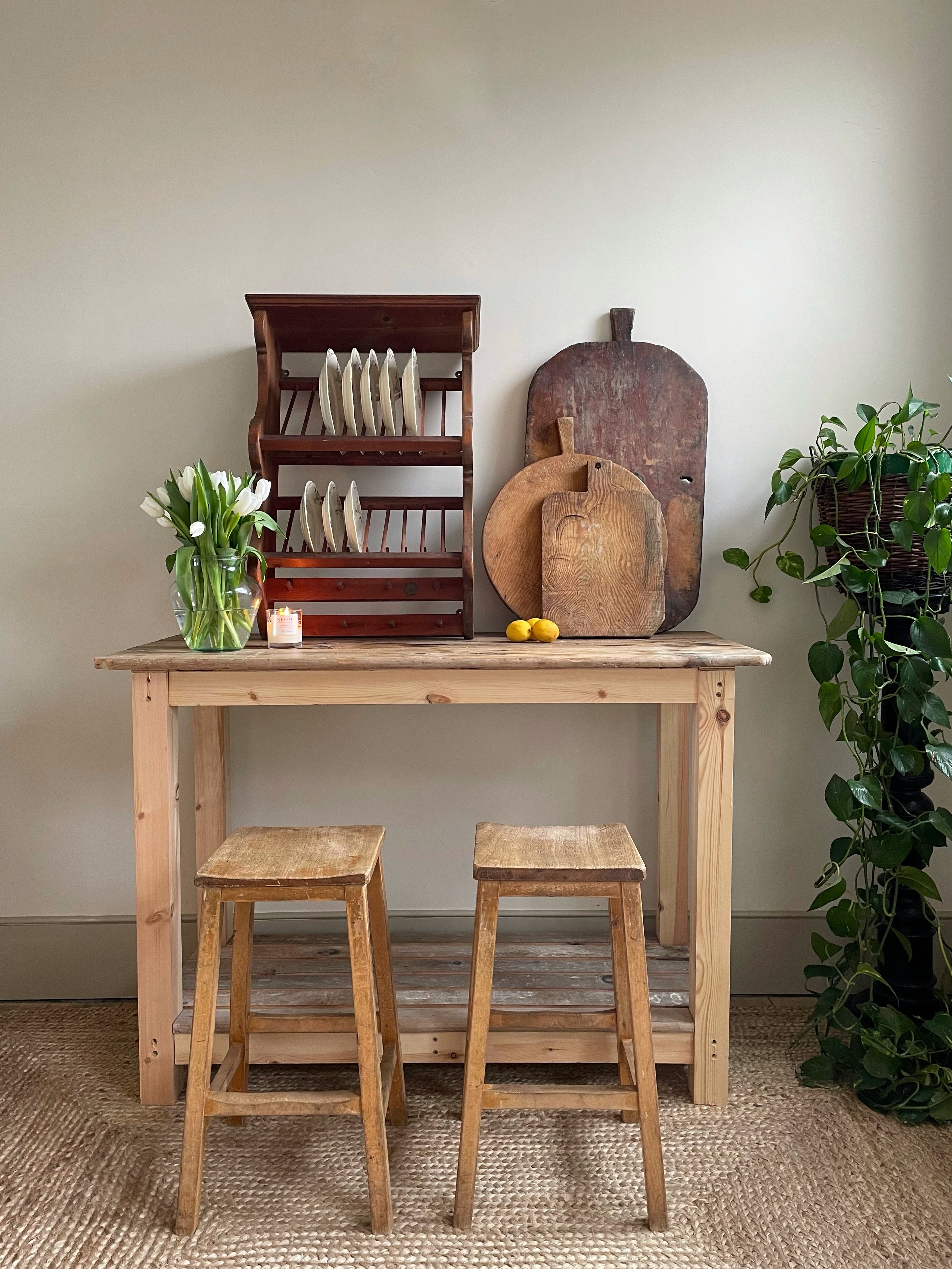 Vintage penny pine plate rack