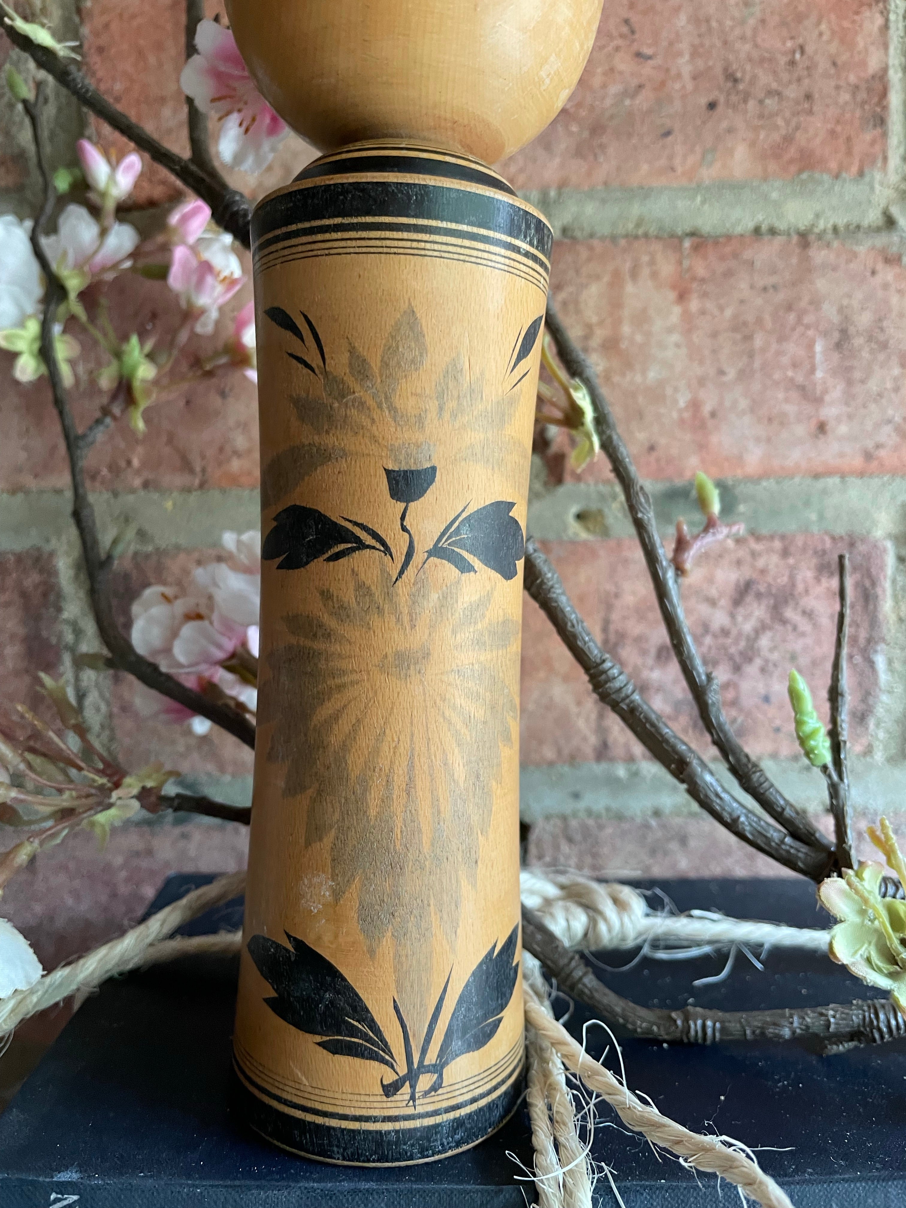 Small Vintage Japanese Kokeshi Doll