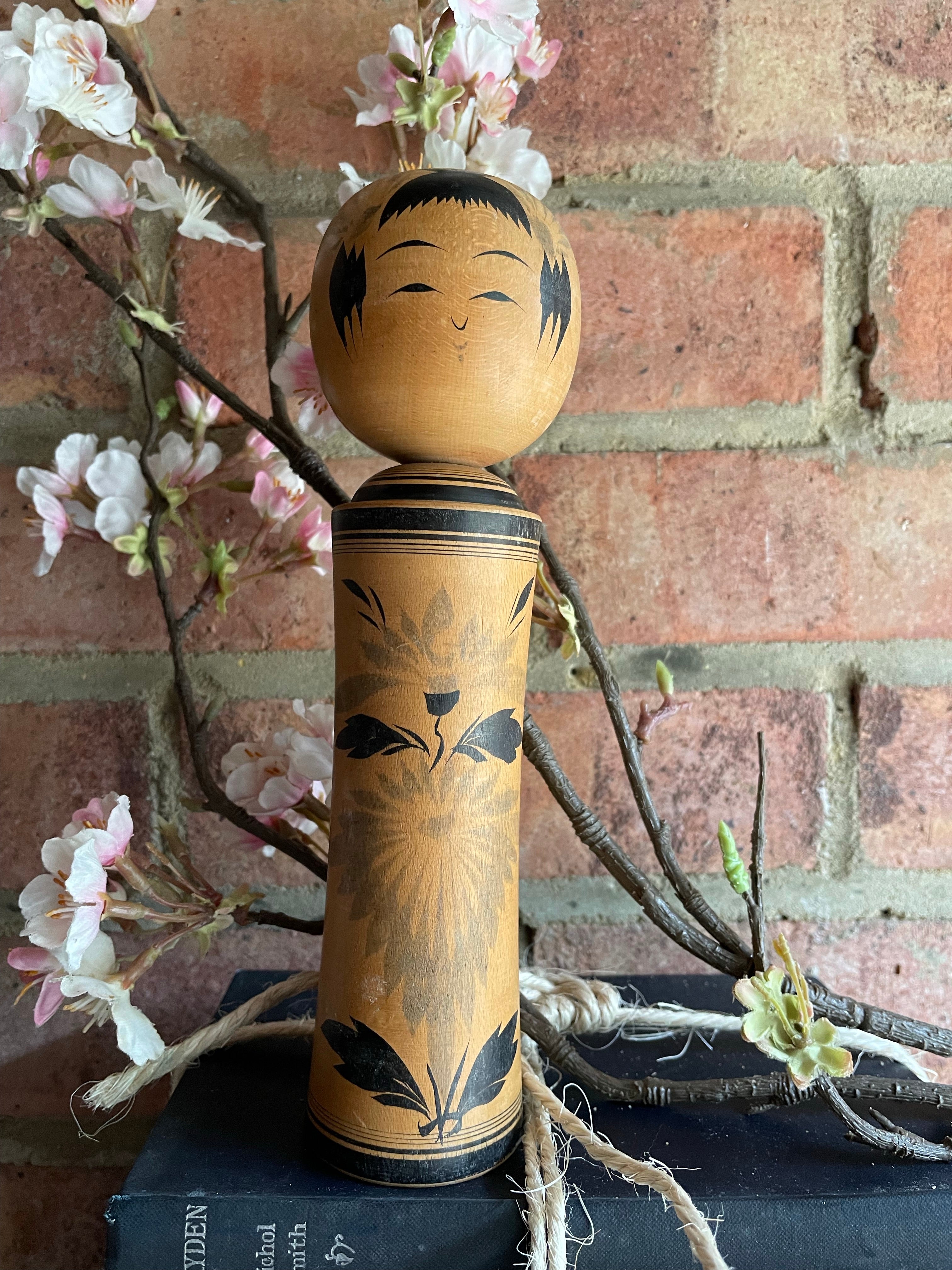 Small Vintage Japanese Kokeshi Doll
